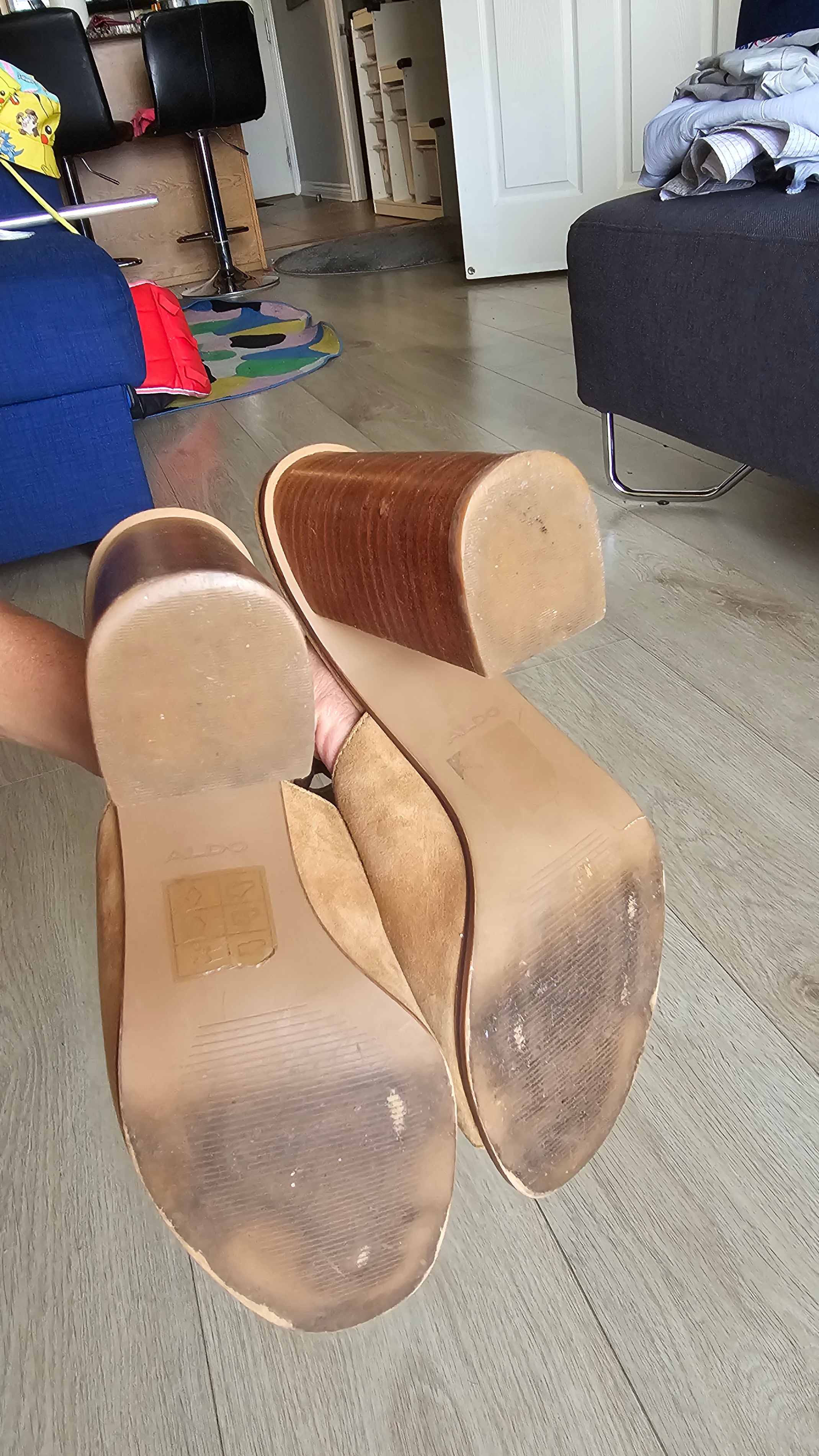 Aldo Suede Heeled Mules Size 11 - photo 5