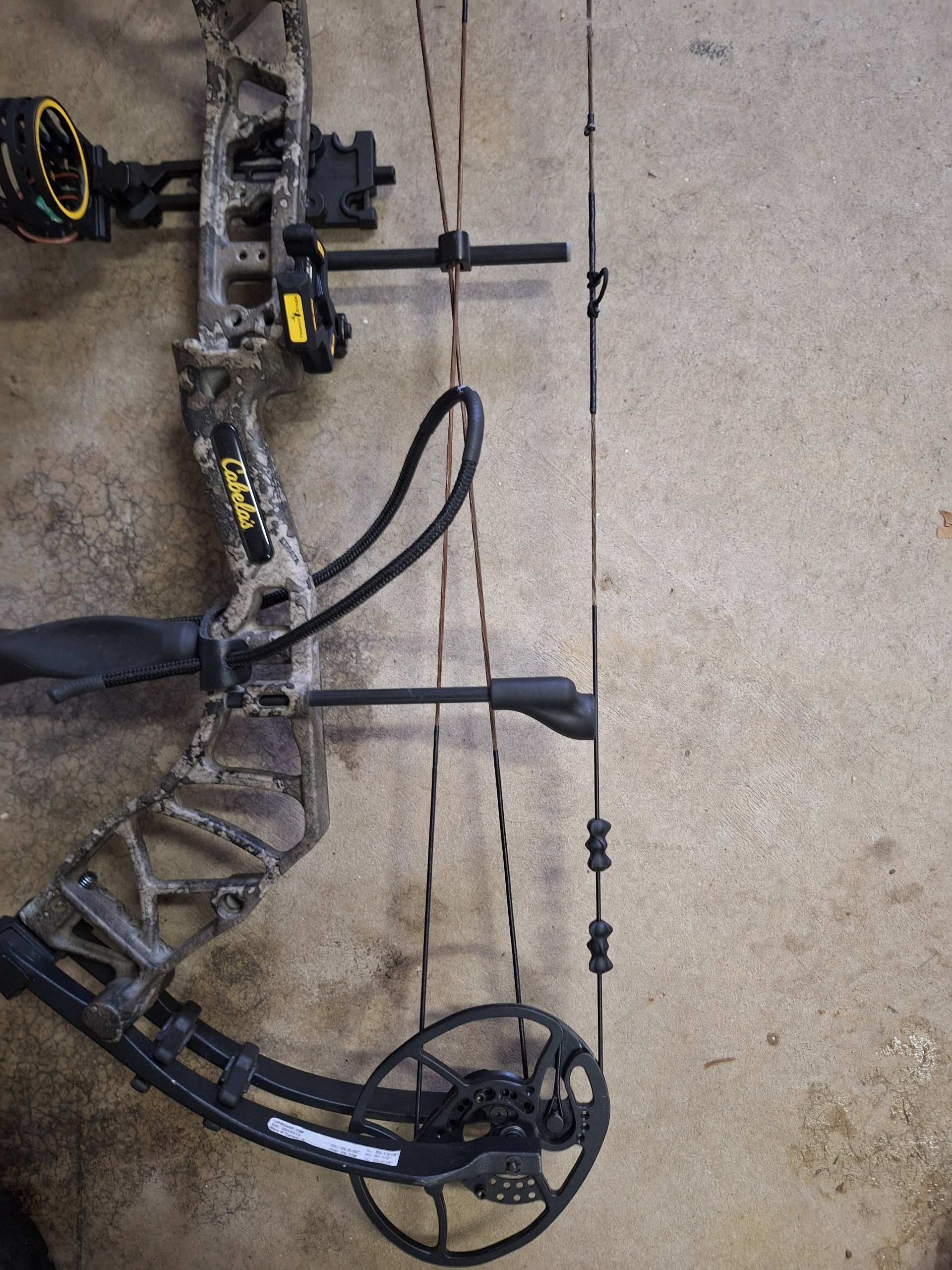 Bear Archery Uproar Compound Bow 70lb 25.5-30 Draw - photo 3
