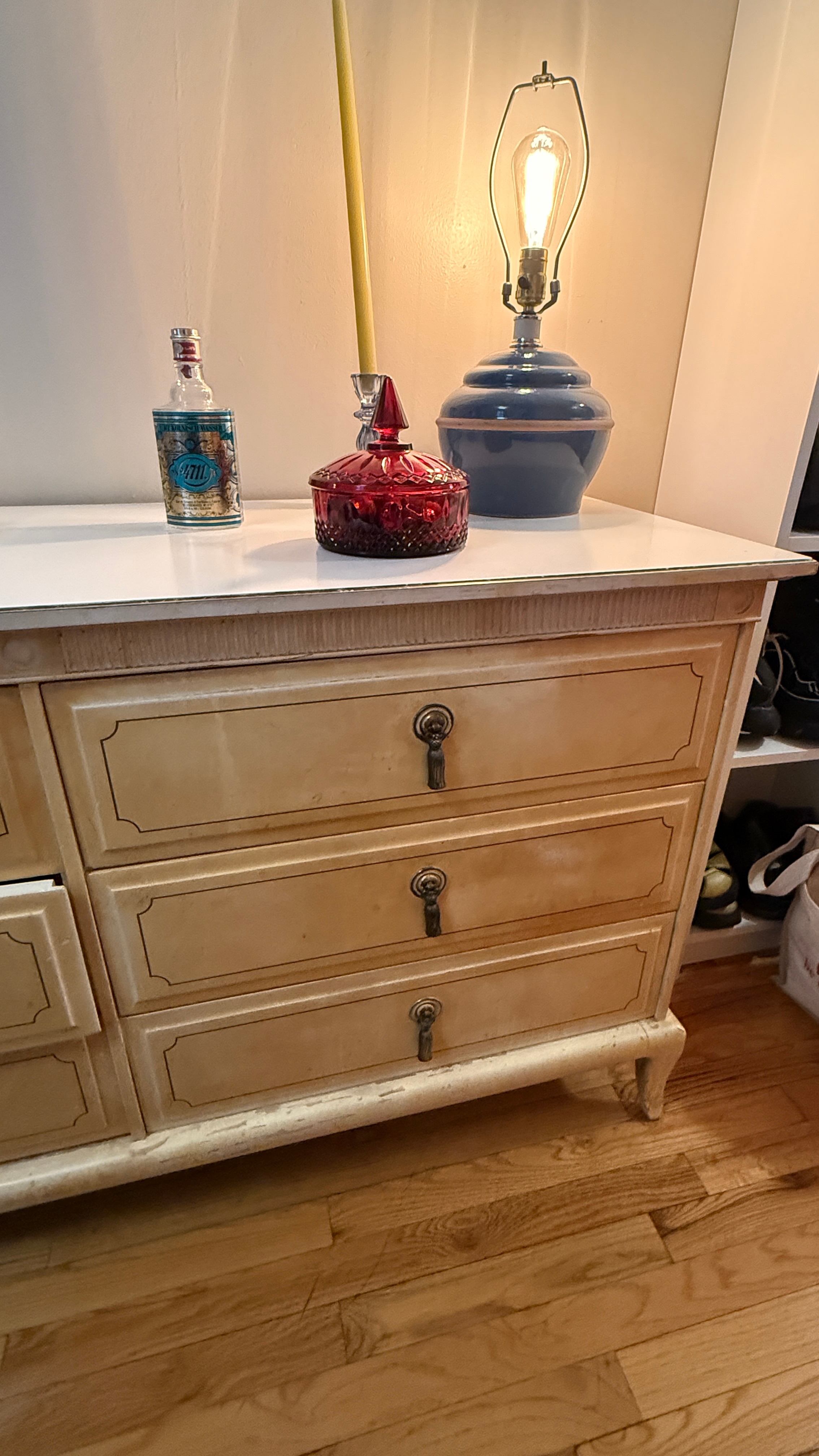 Vintage Dresser – Solid Wood, Lots of Storage (FREE) - photo 5