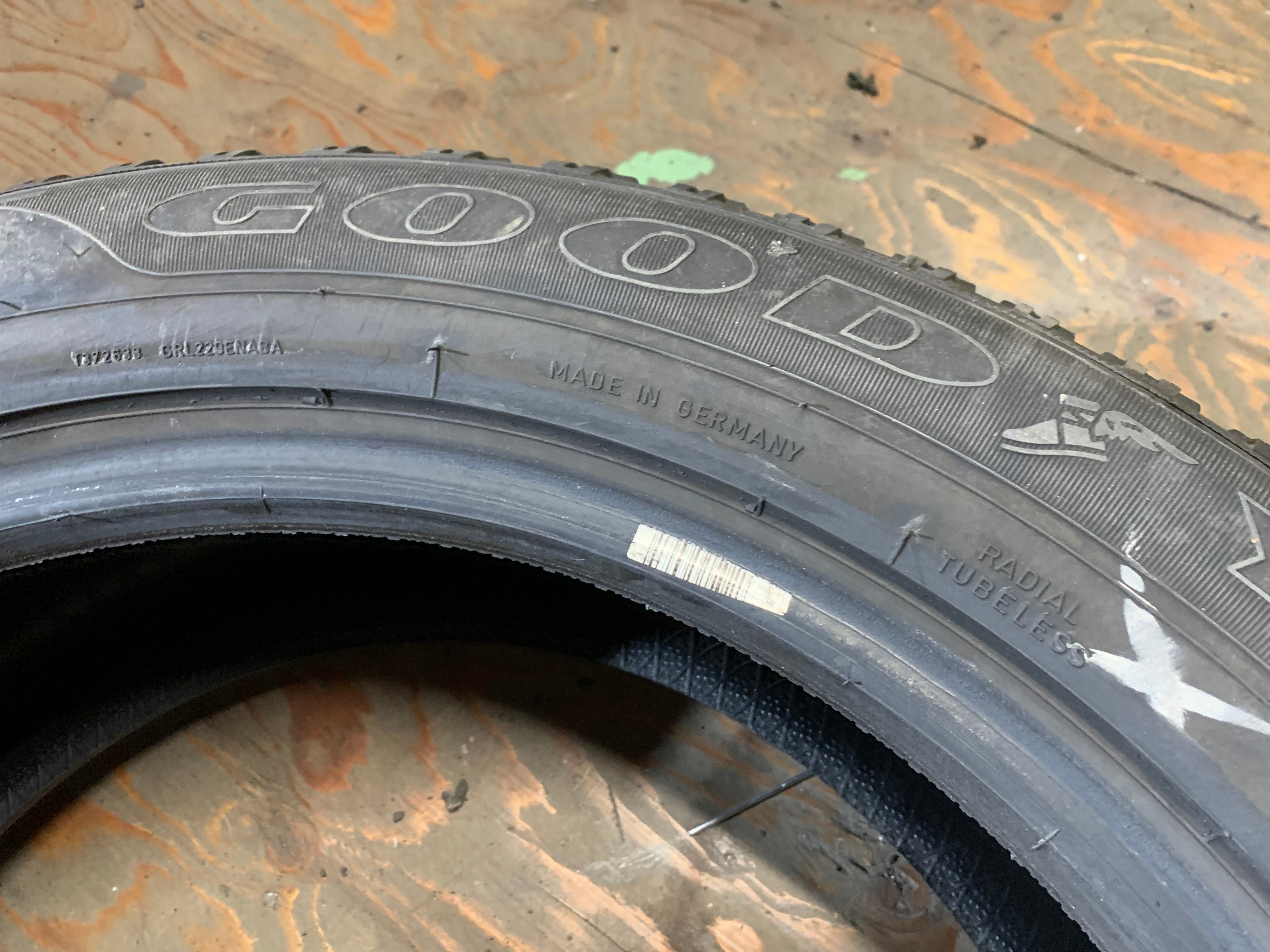 1 X single 275/45/21 Goodyear Eagle F1 Assymetric 4X4 SUV w 80% - photo 5