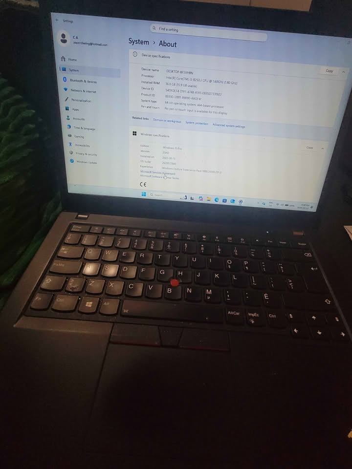 Lenovo ThinkPad Laptop - i5 8250U, 16GB RAM 466GB STORAGE