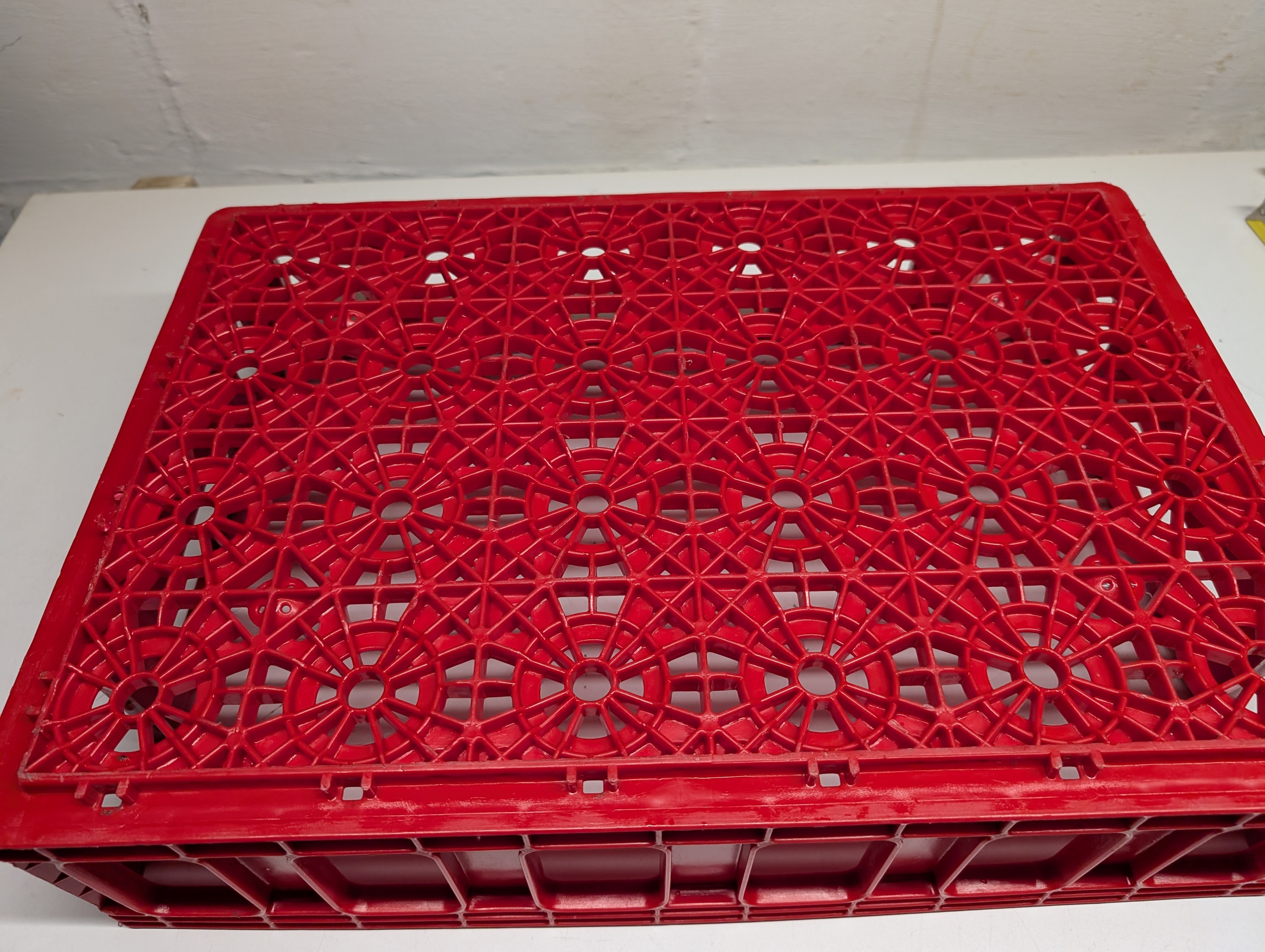 🥤📦Classic red Coca-Cola stackable plastic crate/rack!🥤📦 - photo 2
