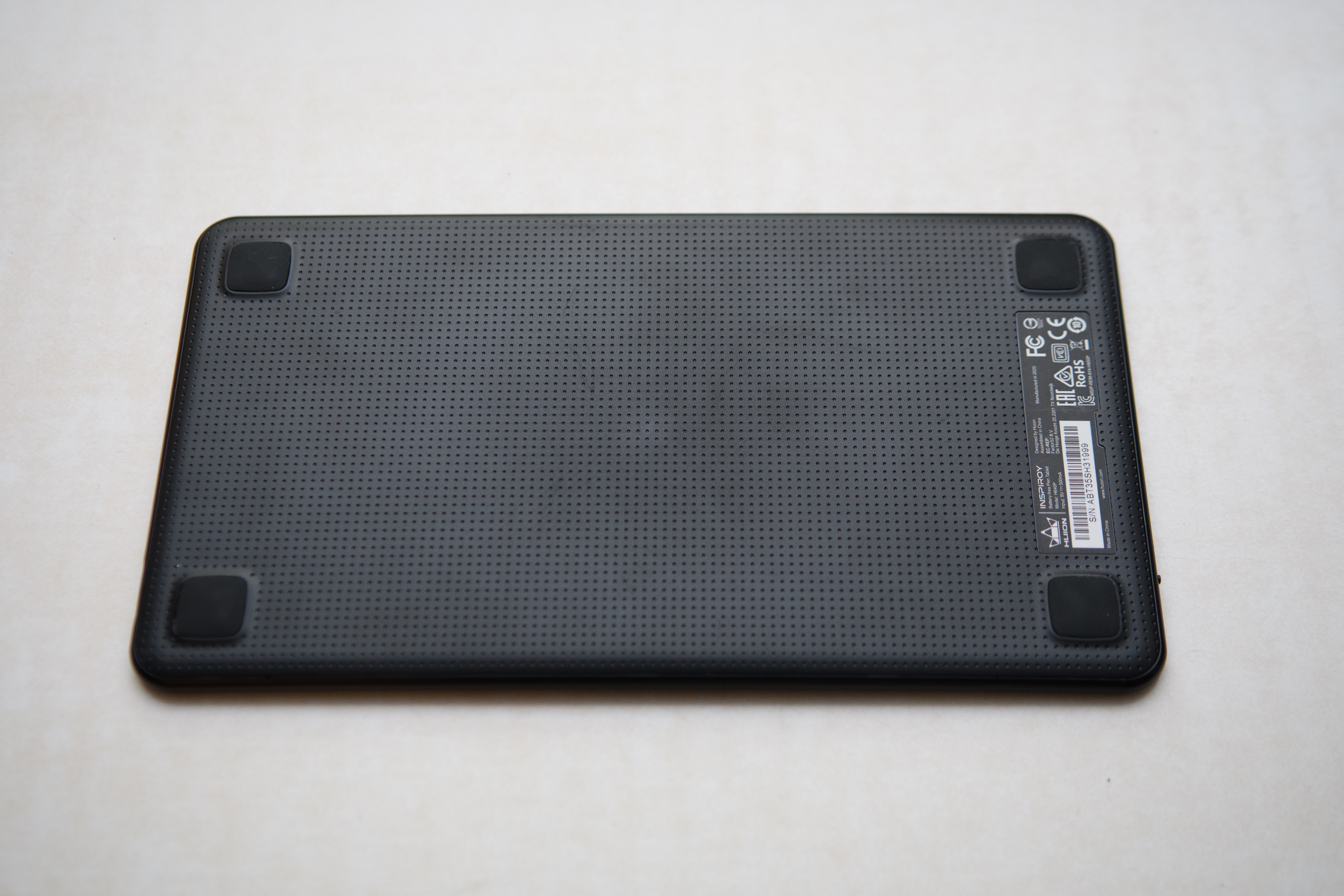 Huion Inspiroy H640P Drawing Tablet - photo 4