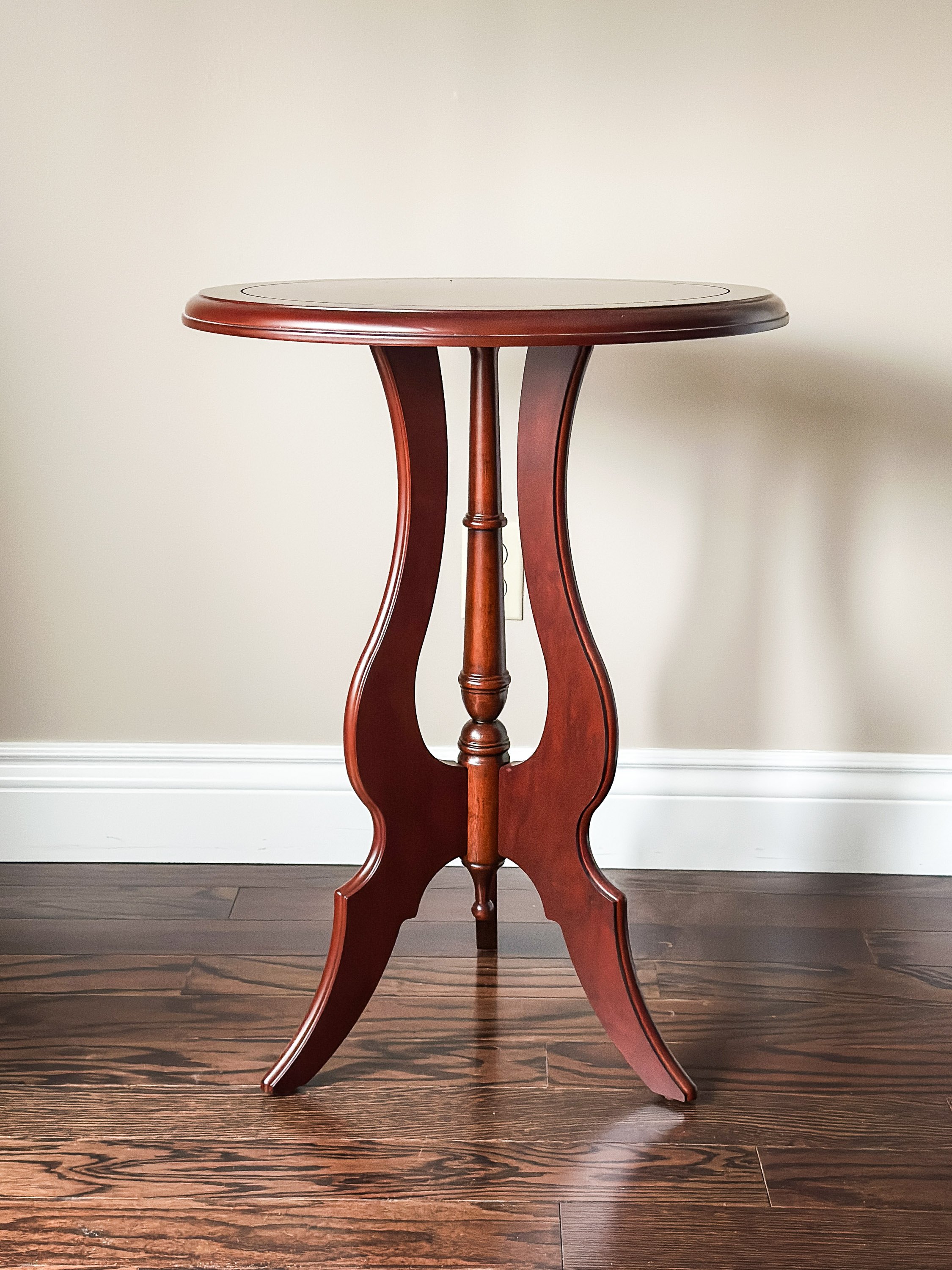Pair of Round Solid Wooden Accent Table (2)