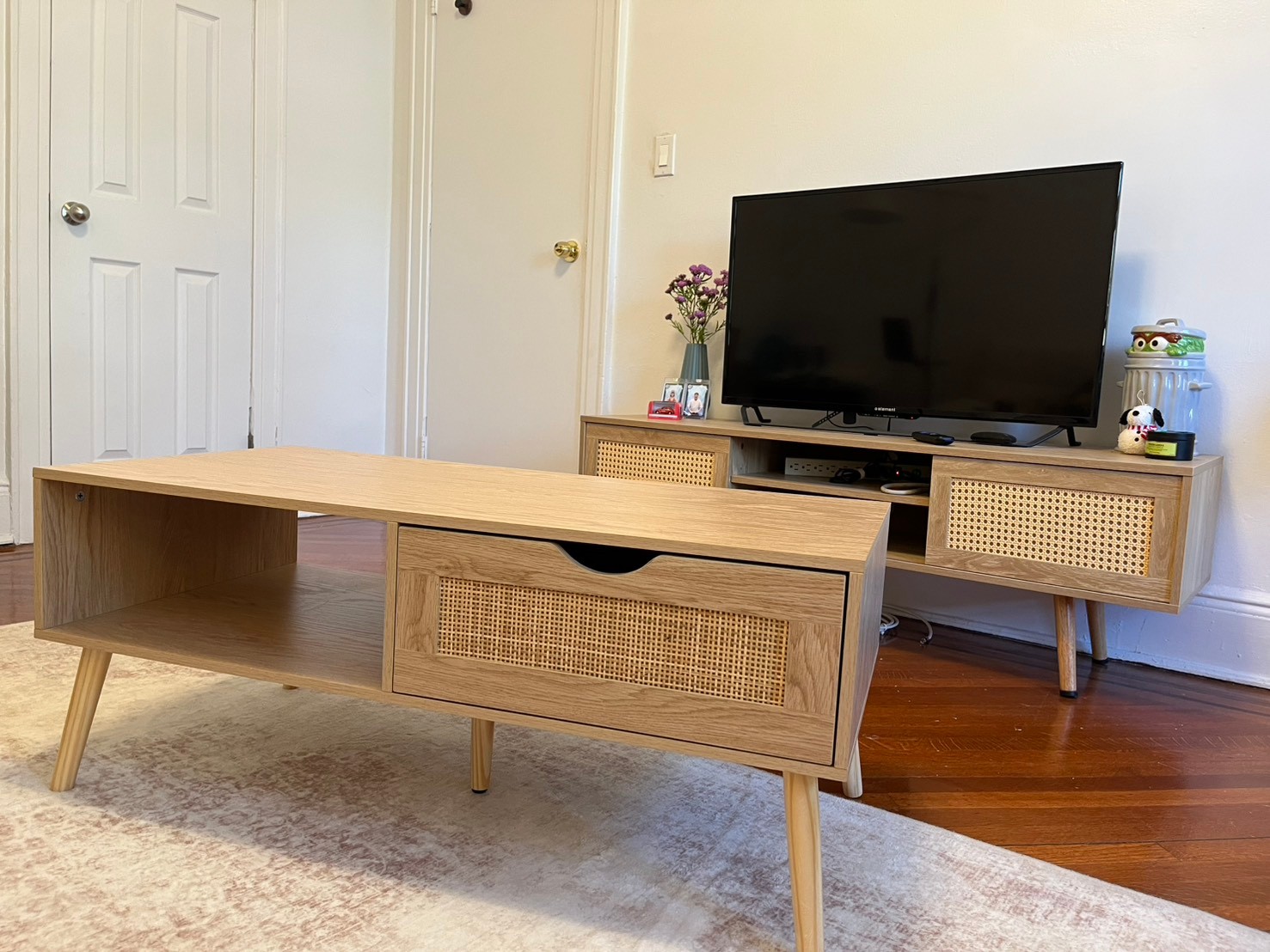 Coffee Table with Drawer & Solid Wood Legs - photo 2