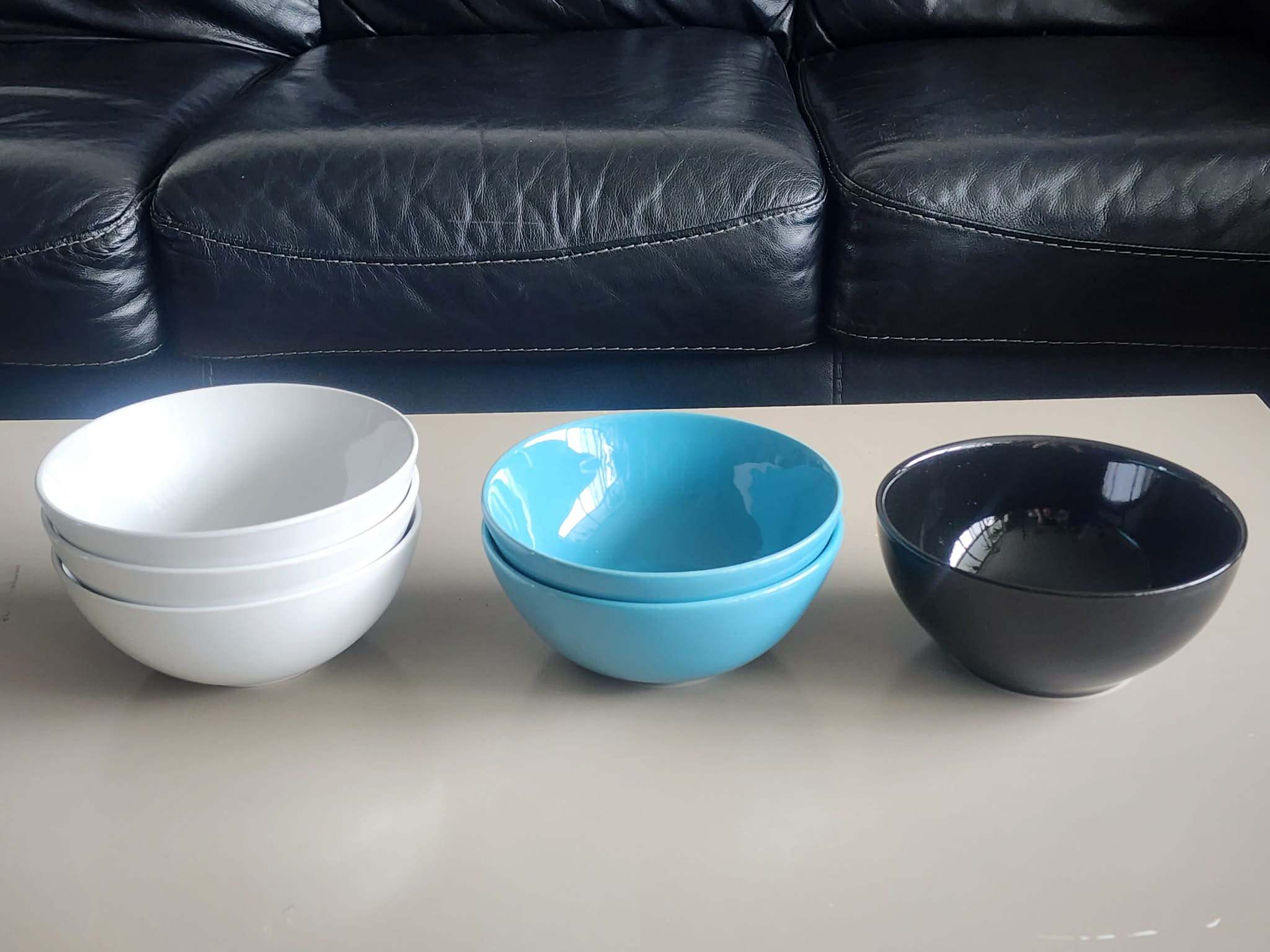 6 Assorted Bowls (White, Blue, and Black)