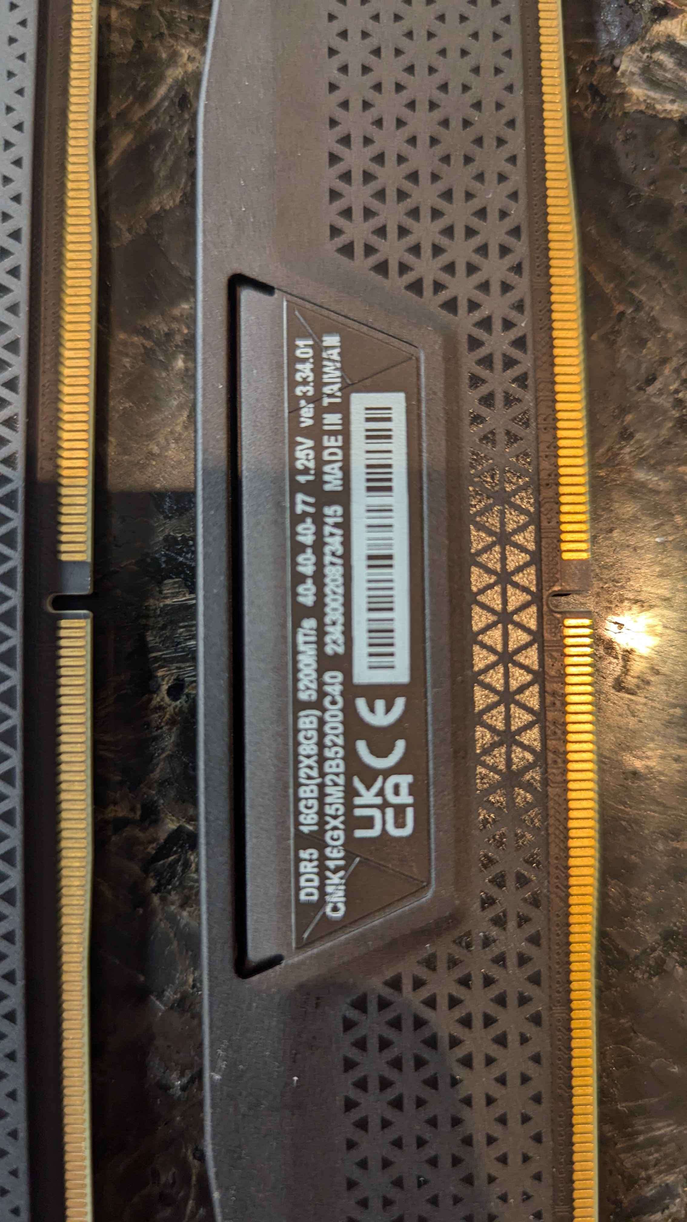 CORSAIR Vengeance DDR5 RAM 16GB (2x8GB) 5200MHz CL40 - photo 3