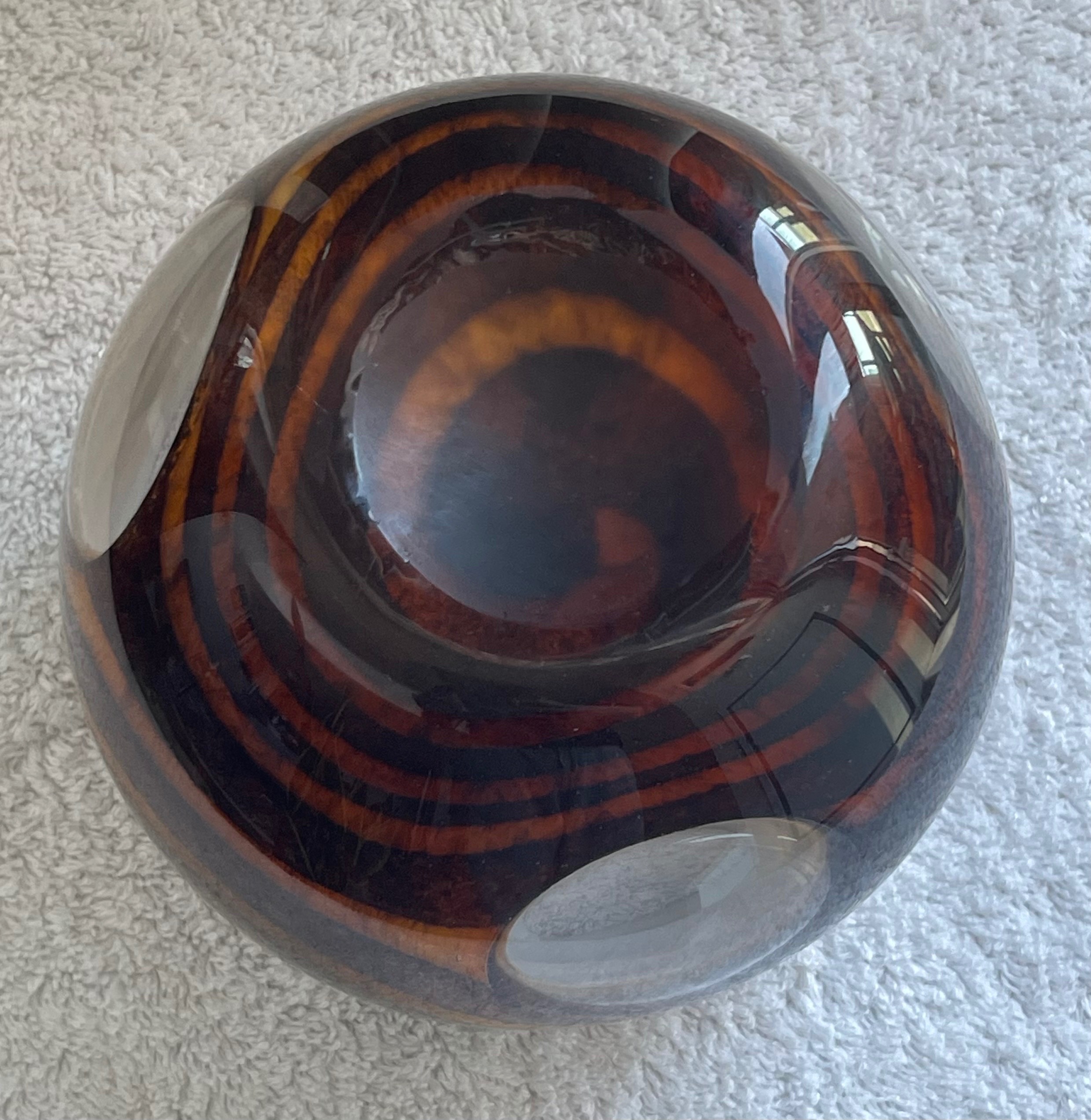 Murano Glass Tri-Window Vase (Root Beer/White) - photo 5