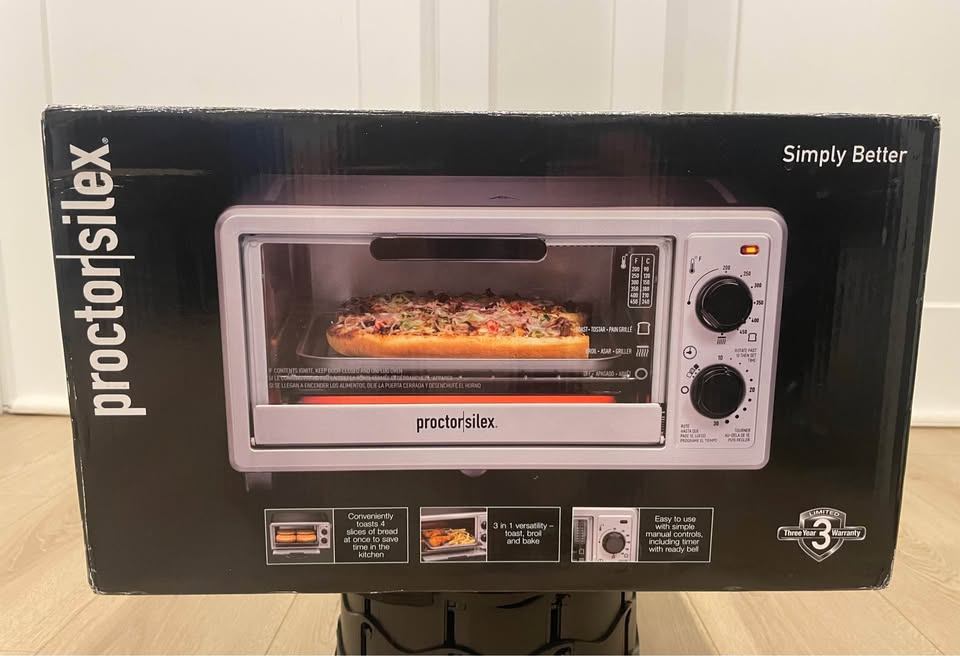 Proctor Silex Multi-Function Countertop Oven (Bake/Toast/Broil)