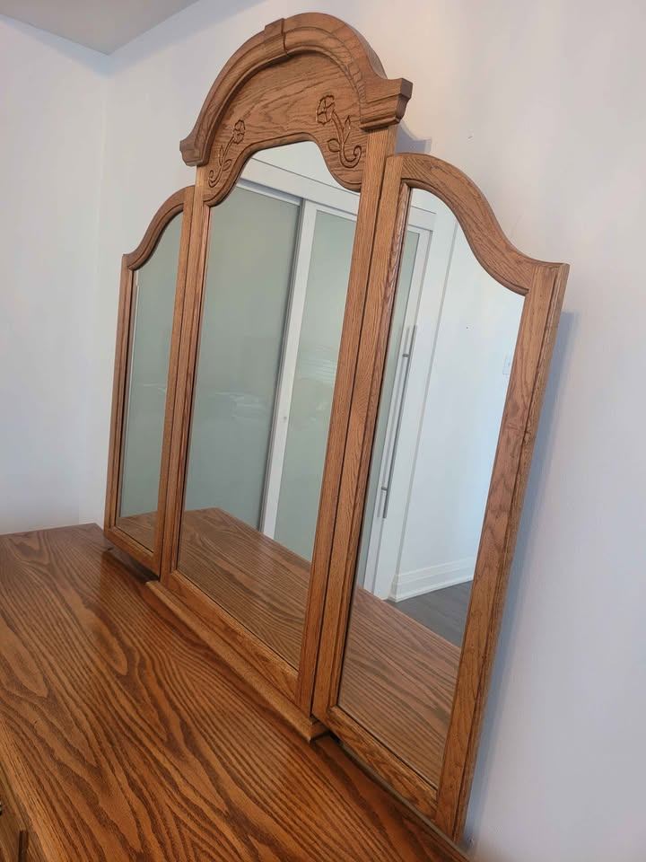 Solid oak wood dresser & mirror custom design - photo 3