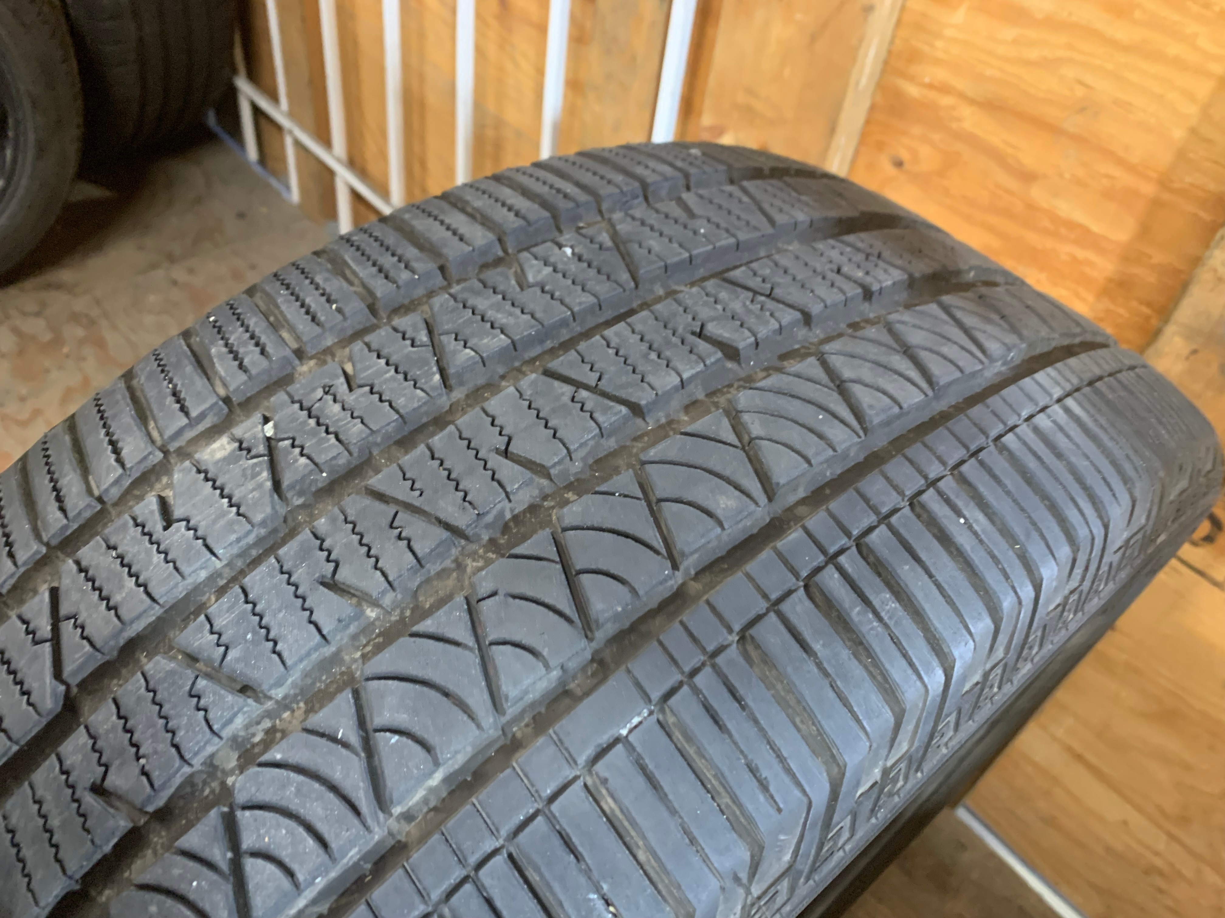1 X single 255/45/20 Continental cross contact LX Sport AO L new - photo 4