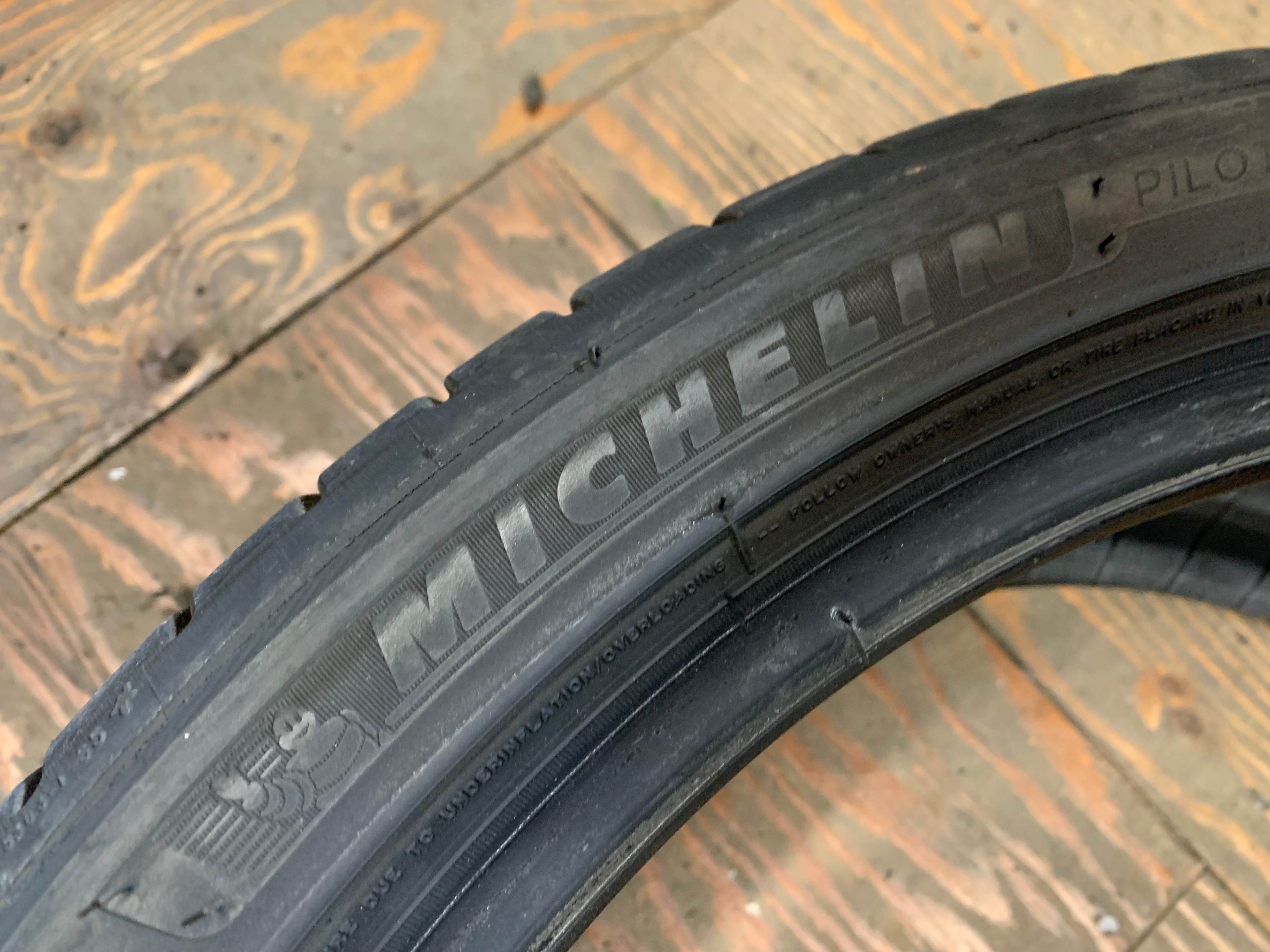 1 X single 255/35/19 M+S Michelin Pilot Sport AS4 with 70% tread - photo 5