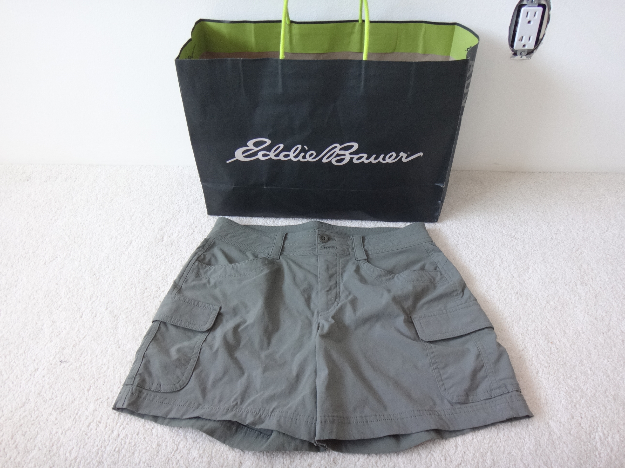 ✅👍🆕Eddie Bauer Girls Womens Ladies Size 4 Green Cargo Shorts - photo 5
