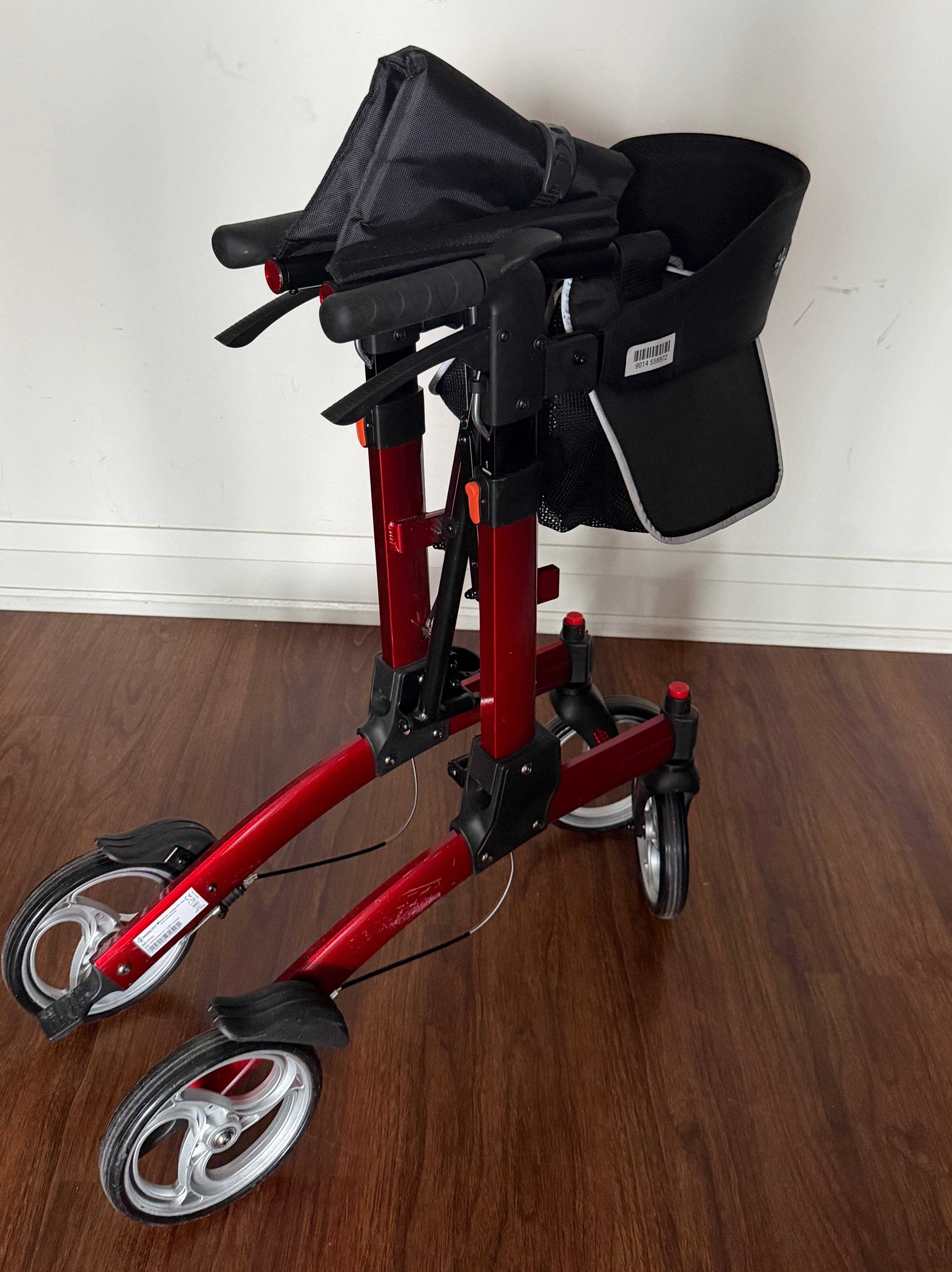 Like-New Walker (Italian, Indoor Use Only) - photo 3