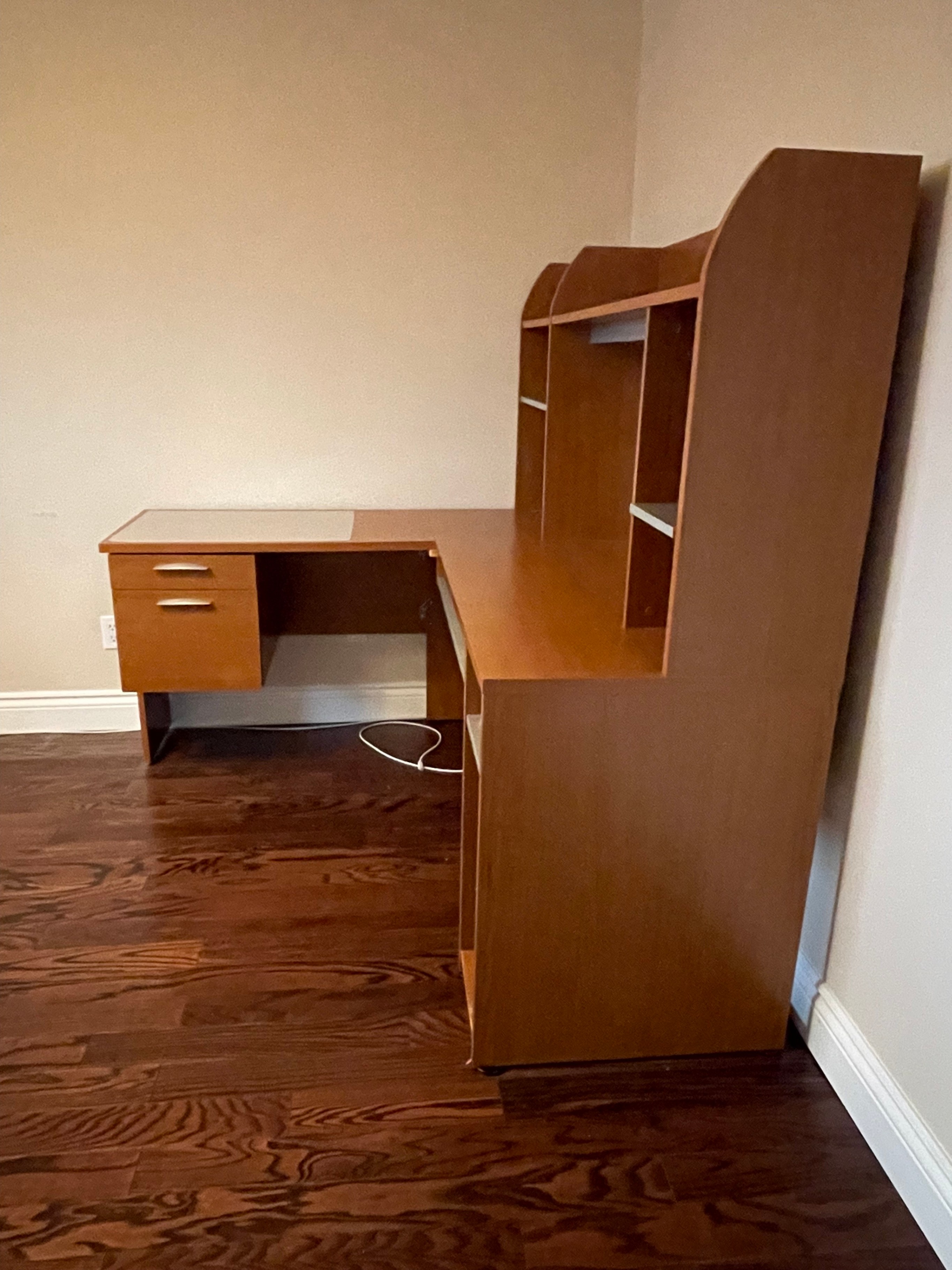 L-Shaped Wooden Desk with Hutch - photo 2