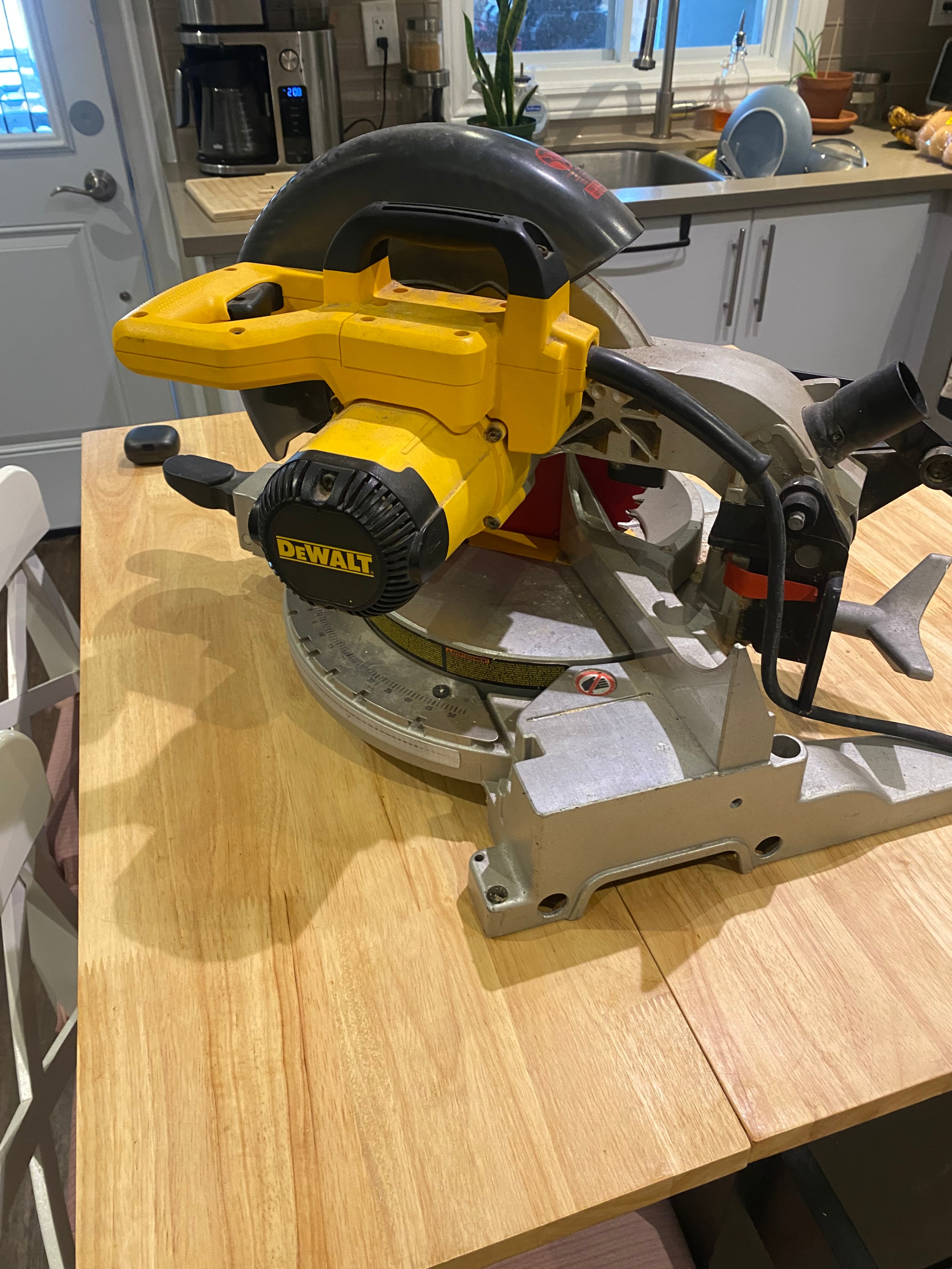 15 Amp 10 in. Electric Single-Bevel Compound Miter Saw - photo 2