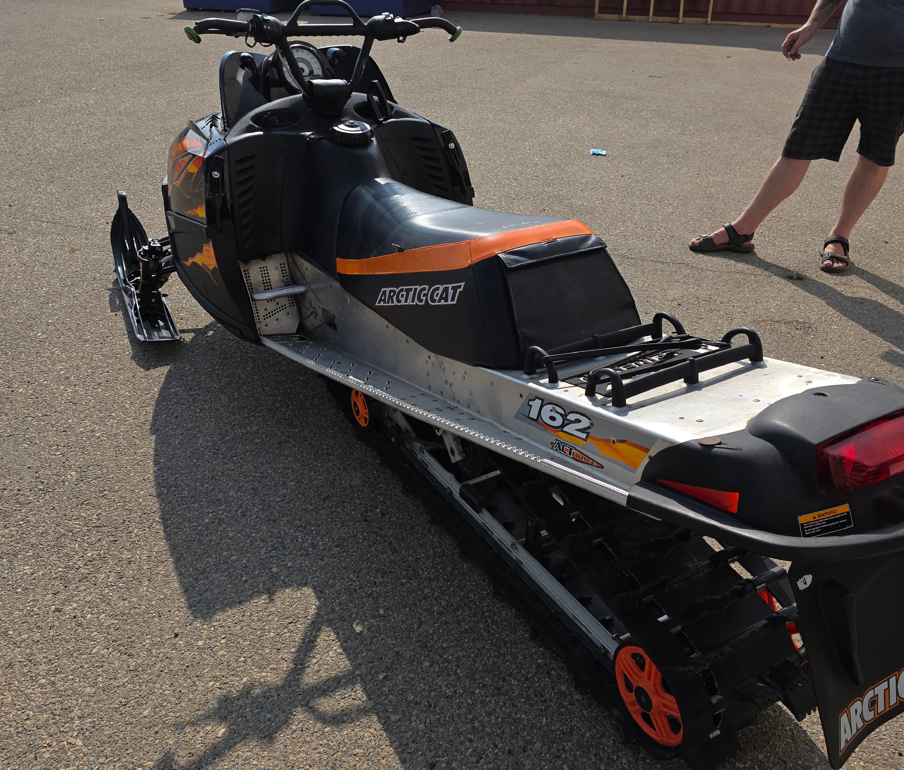 FOR SALE: 2006 ARCTIC CAT M7 SNOWMOBILE - photo 3