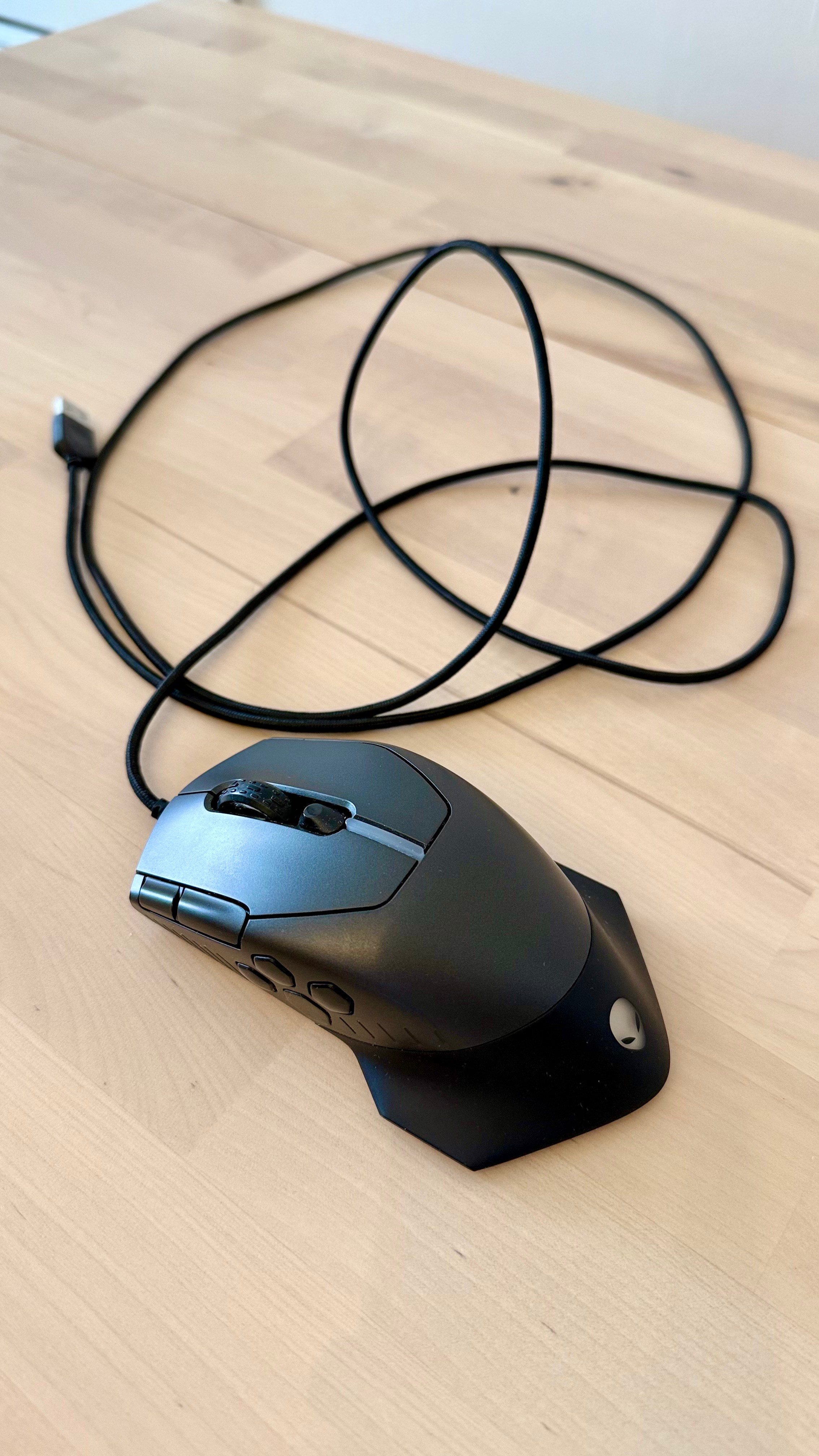 Alienware Mechanical Keyboard and Mouse - photo 3
