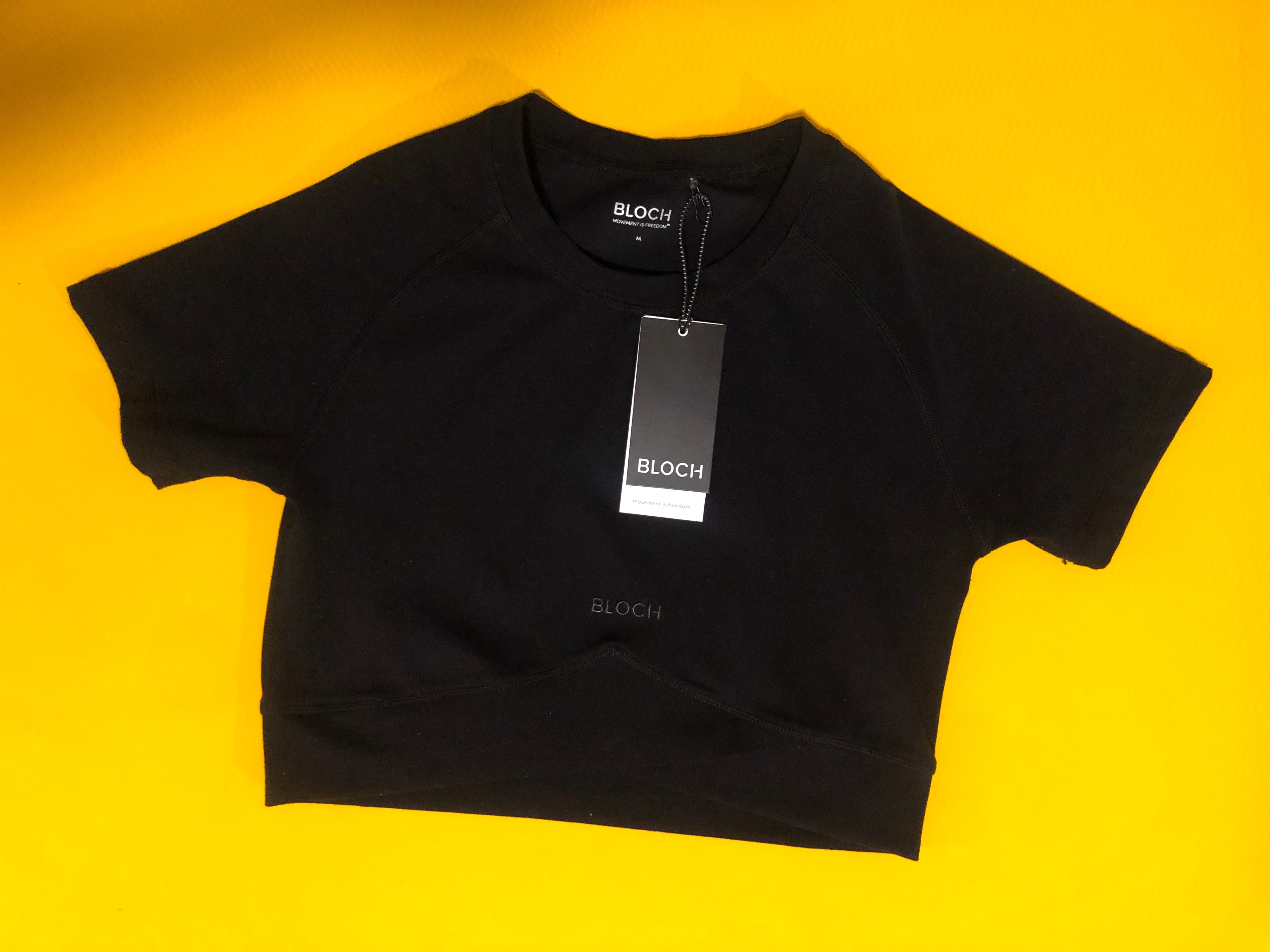 BLOCH Cross Over Tee