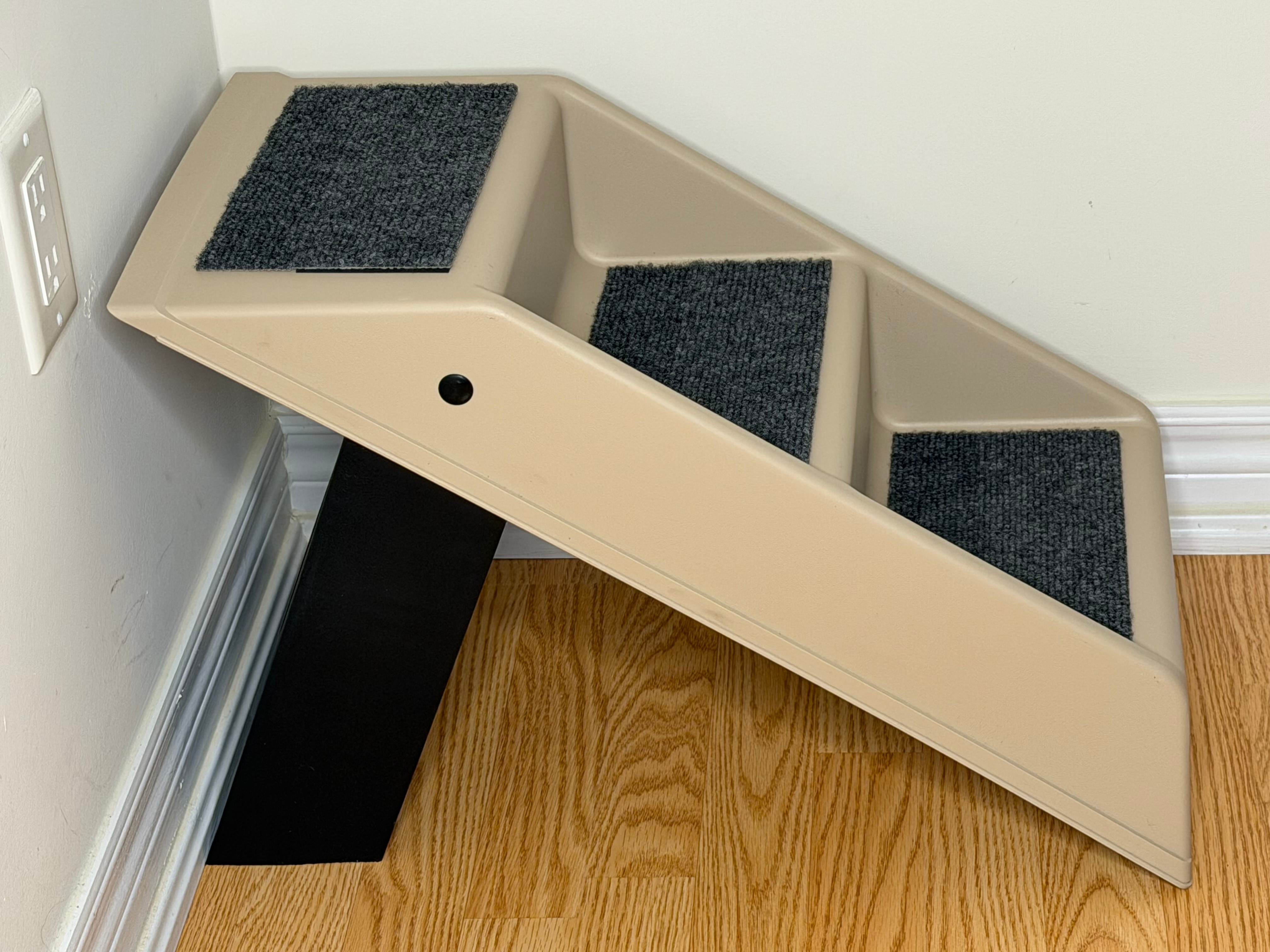 Plastic Folding Pet Steps - Like New