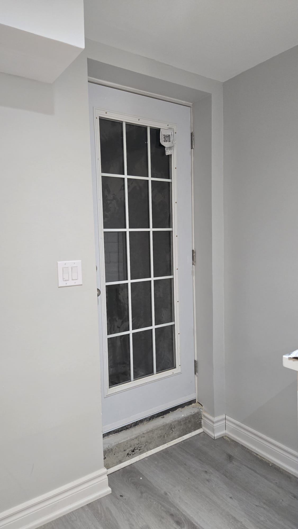 ONE BEDROOM Basement on Rent nearMississauga Squareone/Heartland