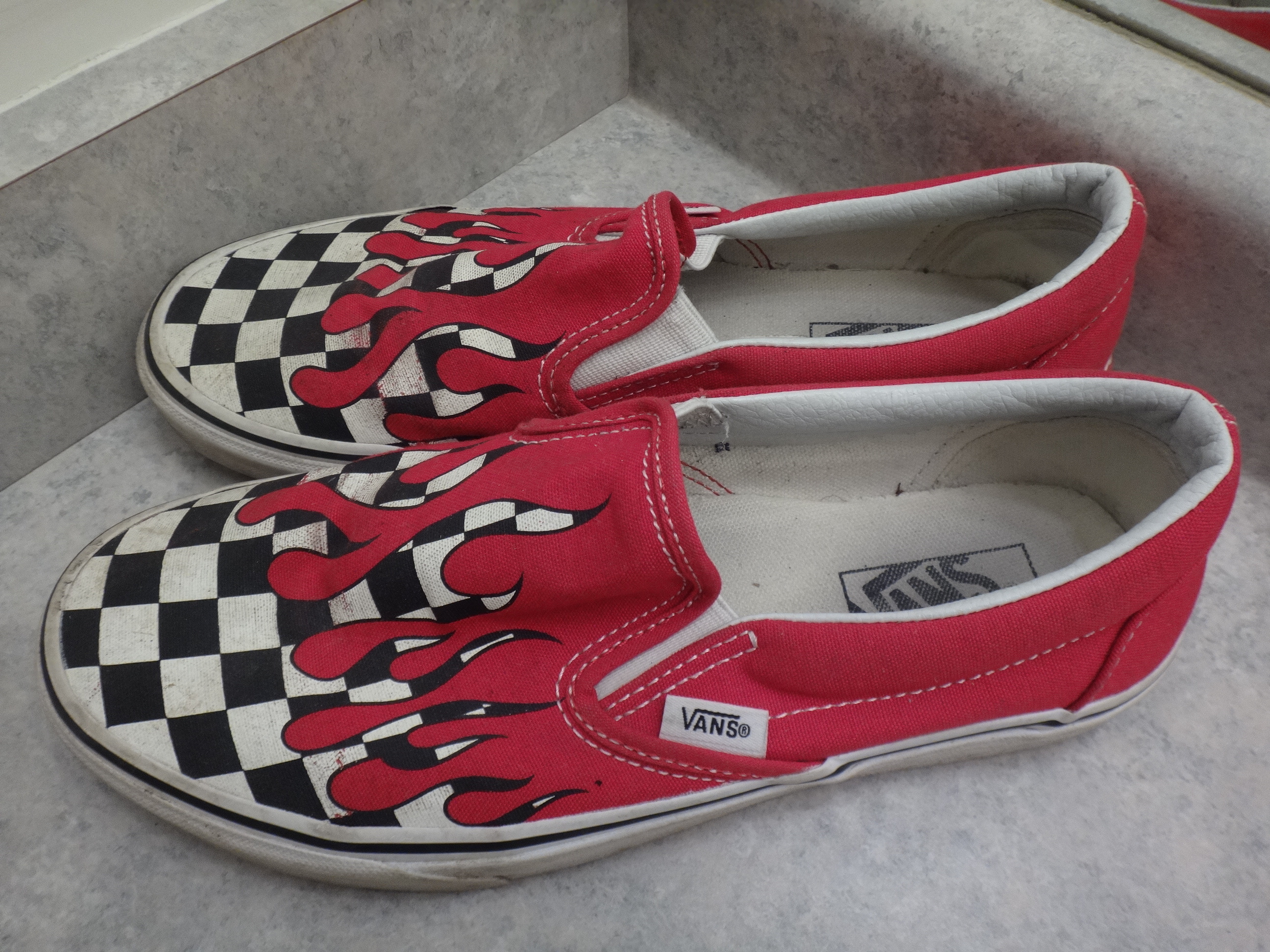 ✅♻️VANS Men's 7.5 / Women's 9 Checkerboard Flames Slip On Shoes - photo 3