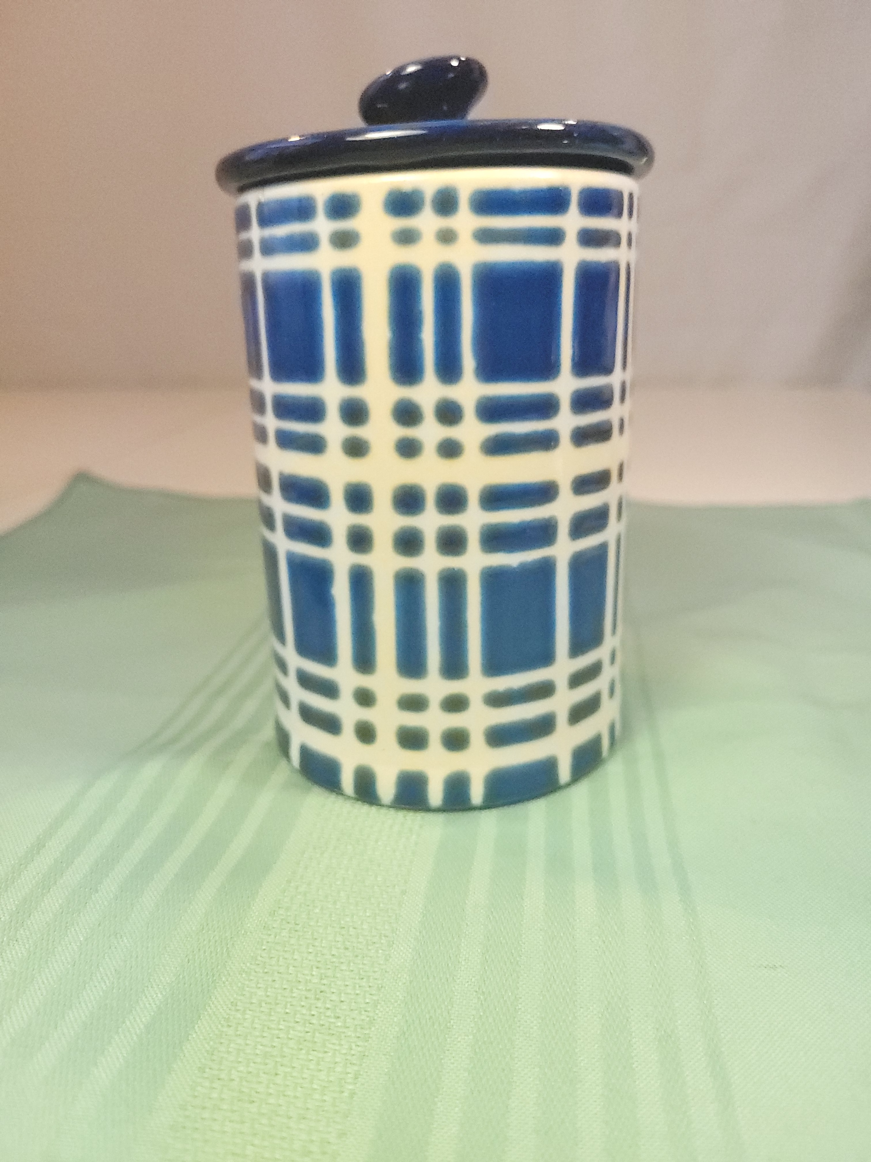 Circa 1978 H.M. Coby Italy Blue Plaid Hand-Painted Ceramic - photo 5