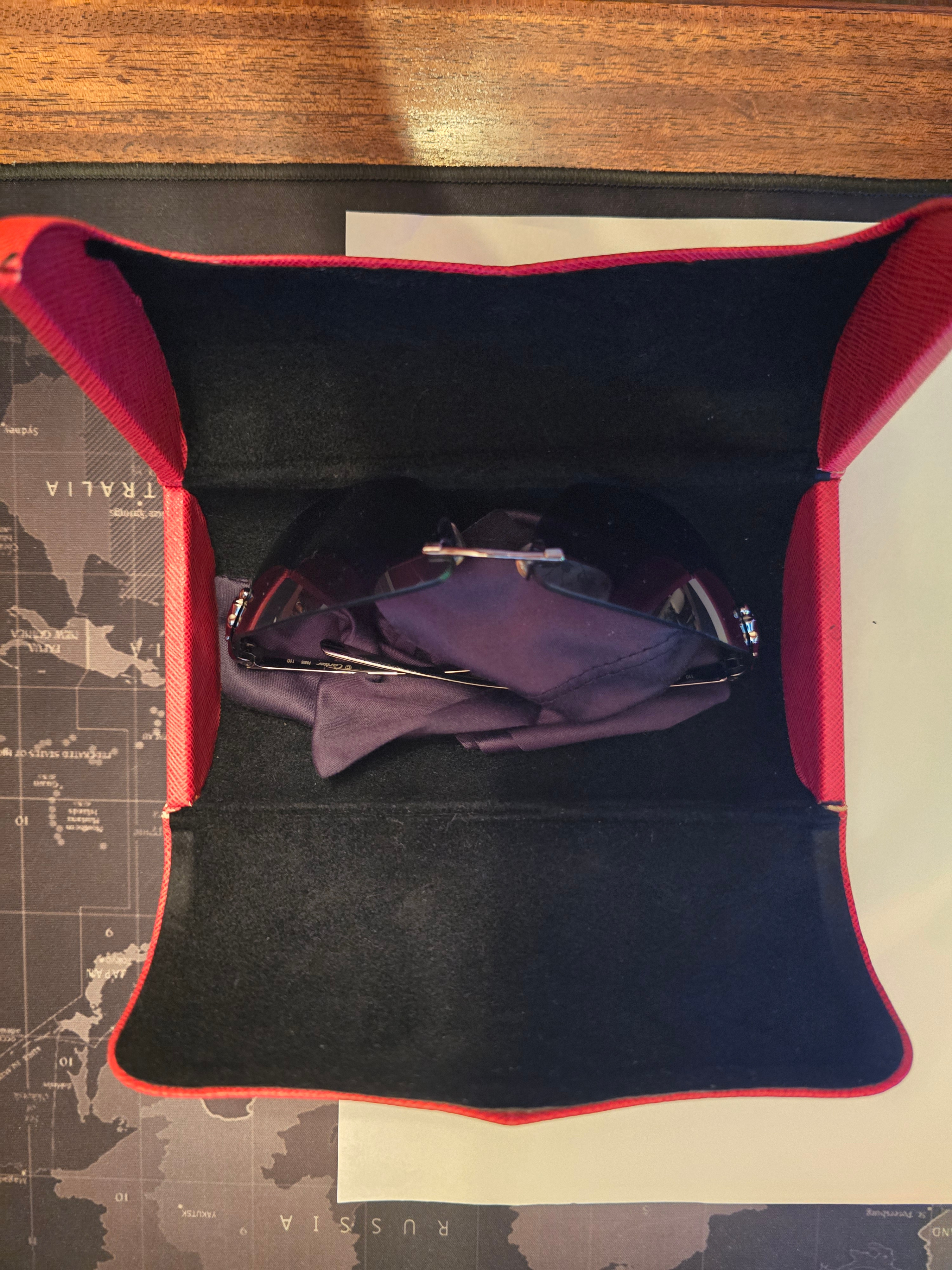 Cartier Sunglasses panther design with Red Case - photo 3