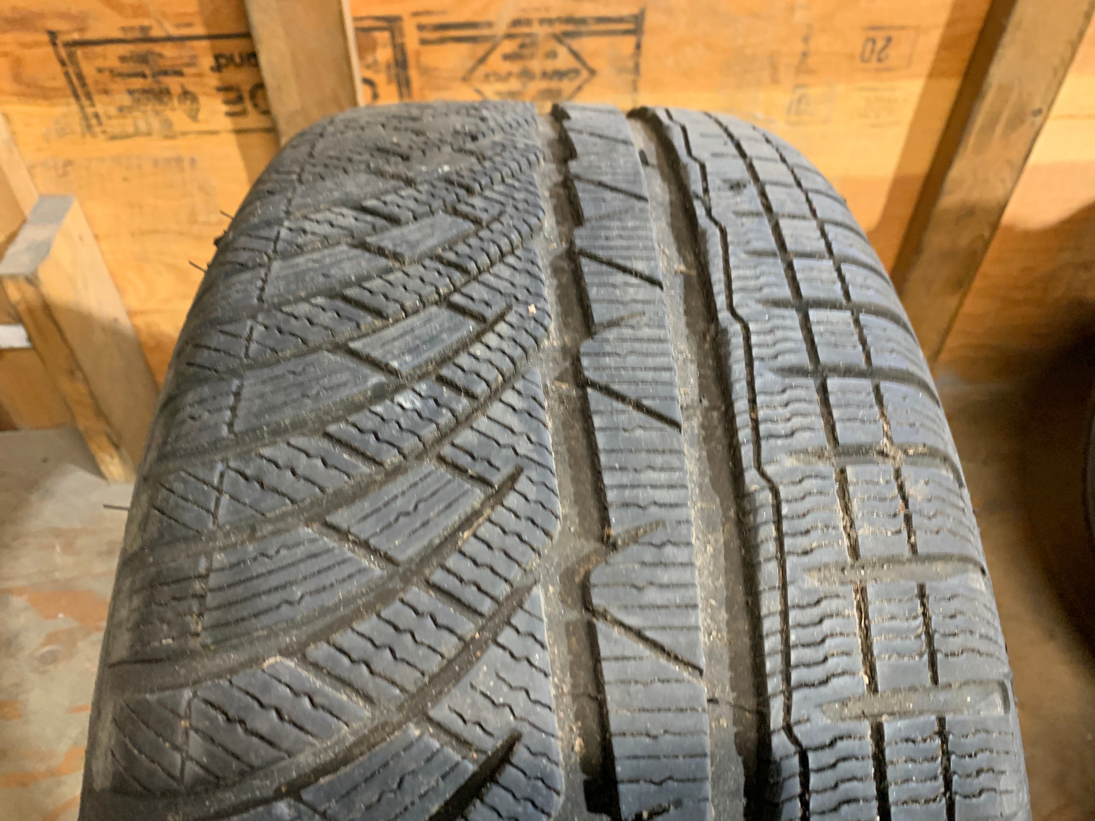1 X single 245/45/18 Michelin Pilot Alpin PA4 MOE ZP with 80% - photo 3