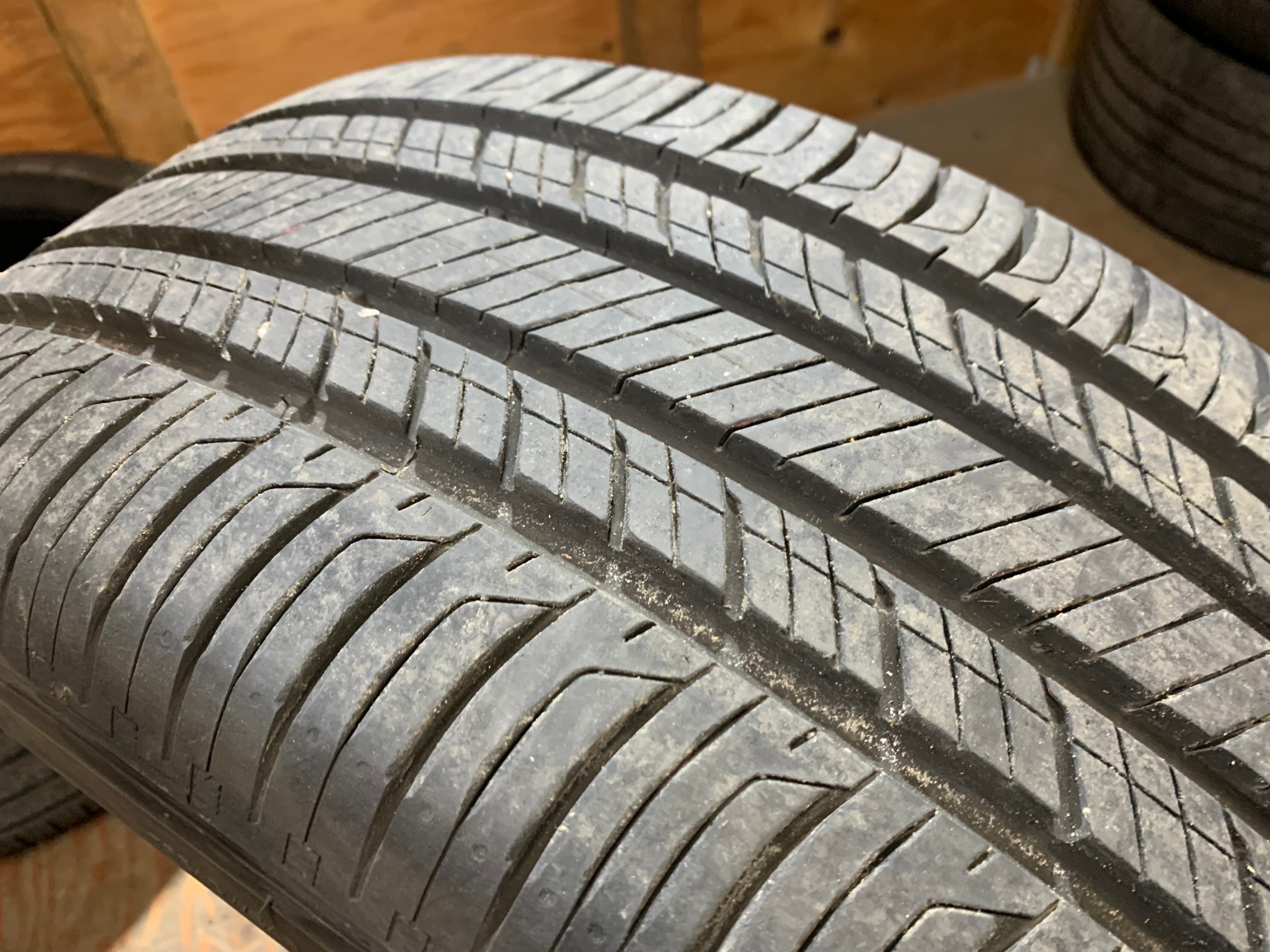 PAIR of 225/55/18 98H M+S Hankook Kinergy GT with 90% tread - photo 4