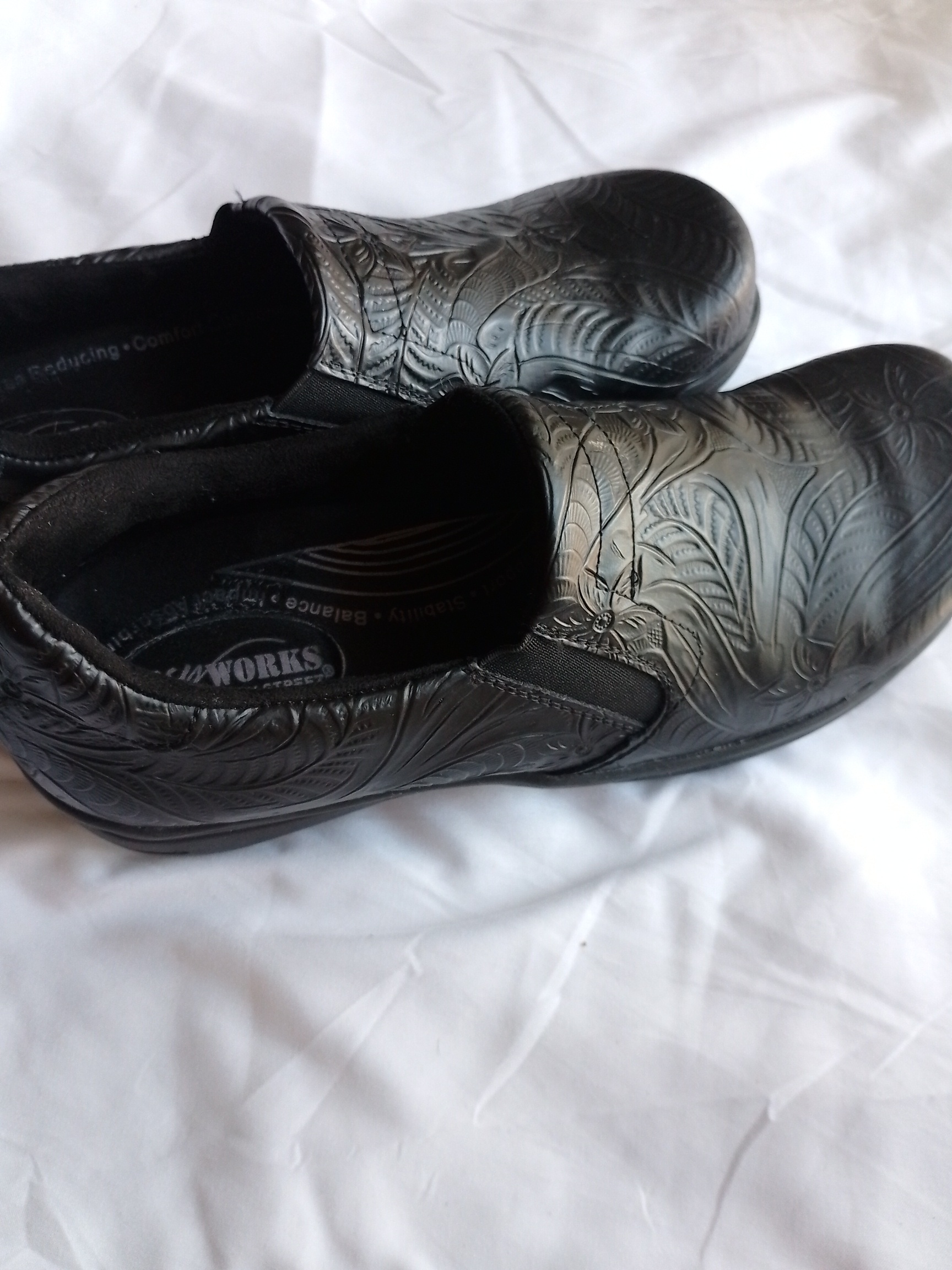 Easy Works by Easy Street Slip Resistant Shoes