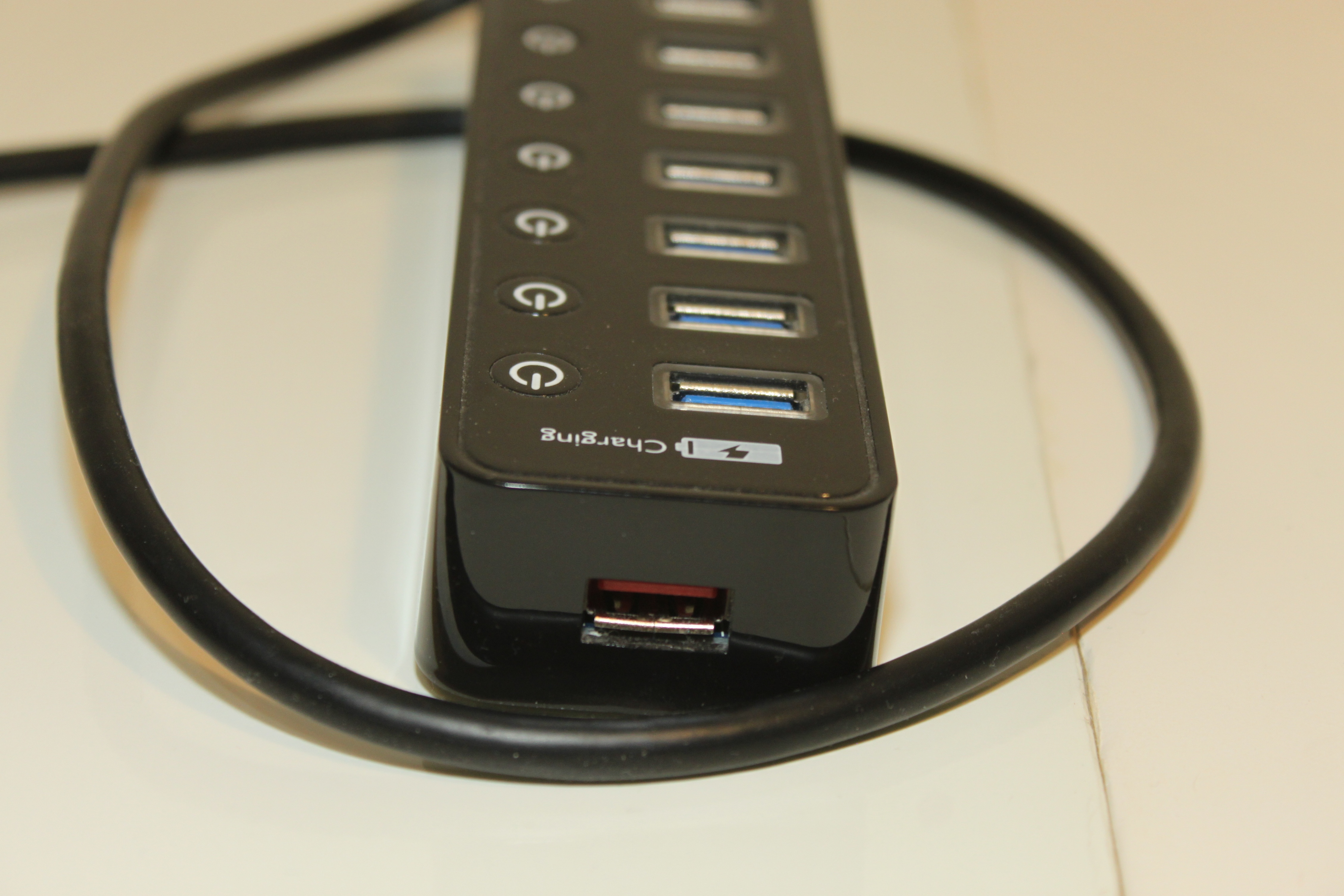 USB 3.0 Hub, 7 + 1 ports - photo 3