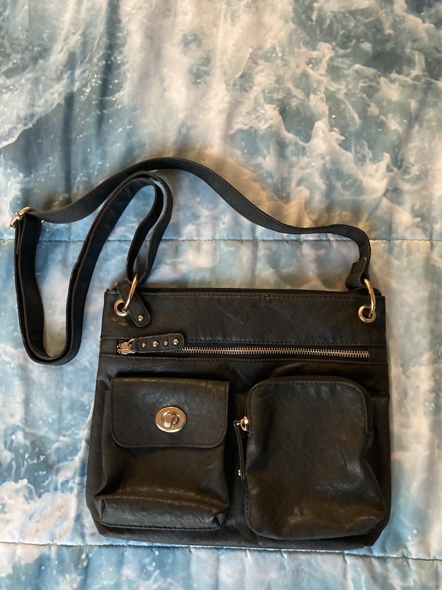 Black faux leather Fiorelli crossbody purse