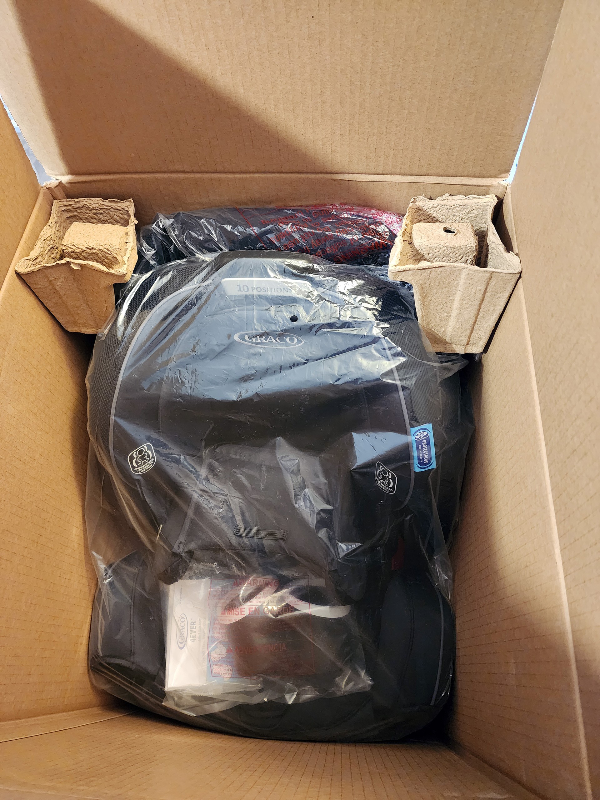 BRAND NEW | Graco 4Ever All-in-One Car Seat + BONUS ACCESSORIES! - photo 5