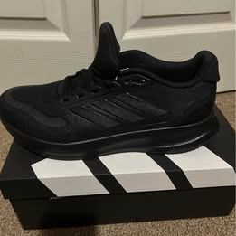 adidas Runfalcon 5 running shoes authentic size 10 - photo 2