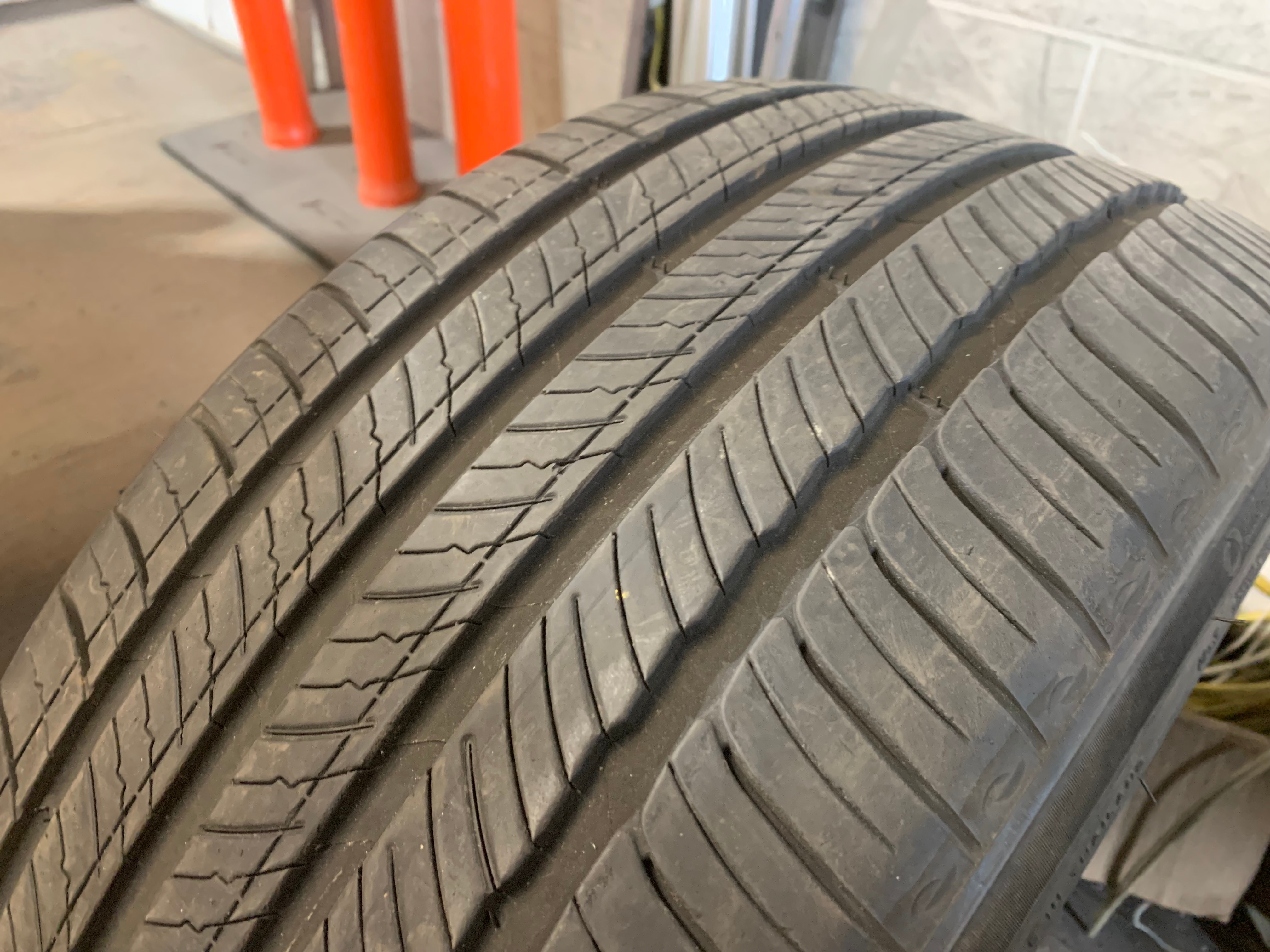 SET of 255/40/21 Michelin Primacy Tour A/S GOE New Take OFFS - photo 4