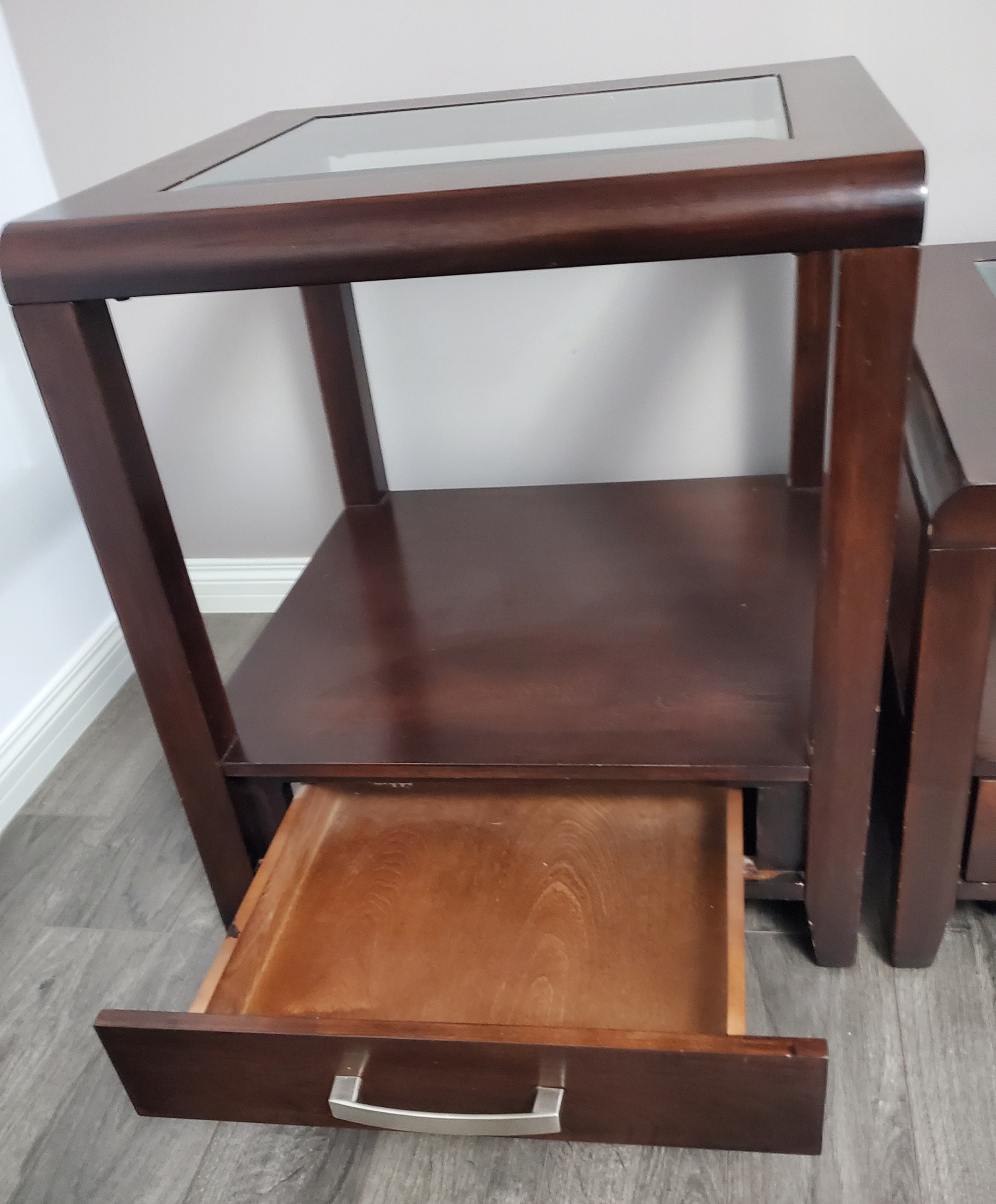 MAHOGONY GLASS TOPPED COFFEE & SIDE TABLE SET - photo 3