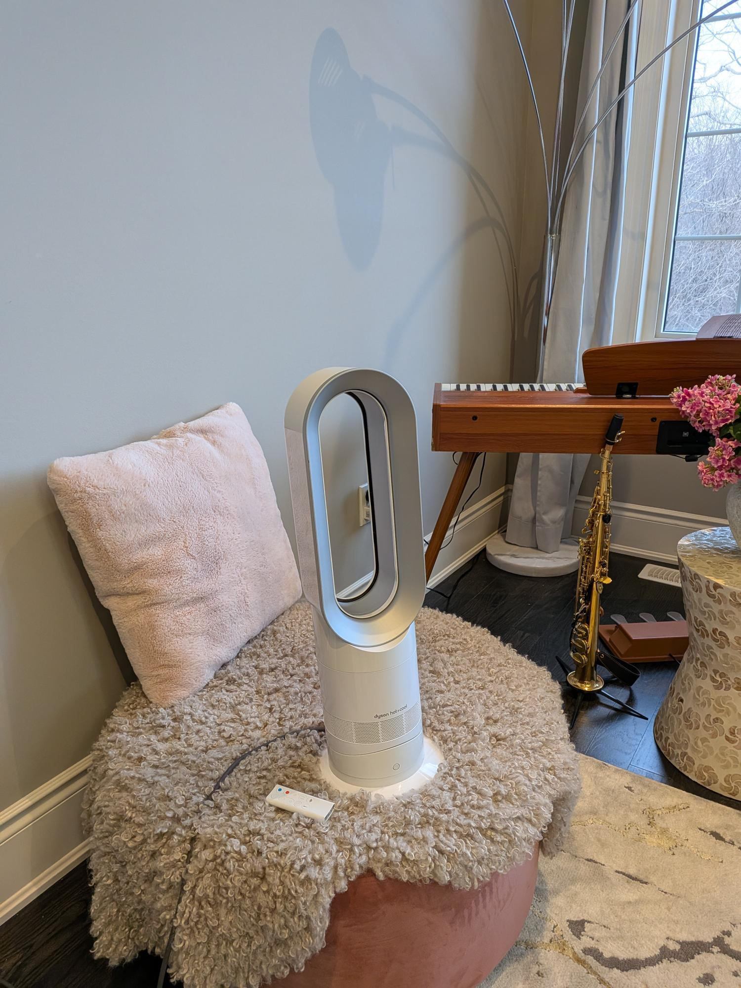 Dyson AM09 Hot + Cool Ceramic Fan Heater - White/Silver