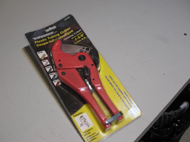 Racheting Plastic Tubing Cutter, BRAND NEW - photo 2