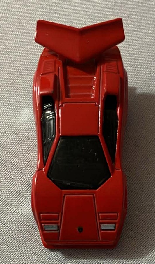 Hot Wheels Lamborghini Countach Red - 1:64