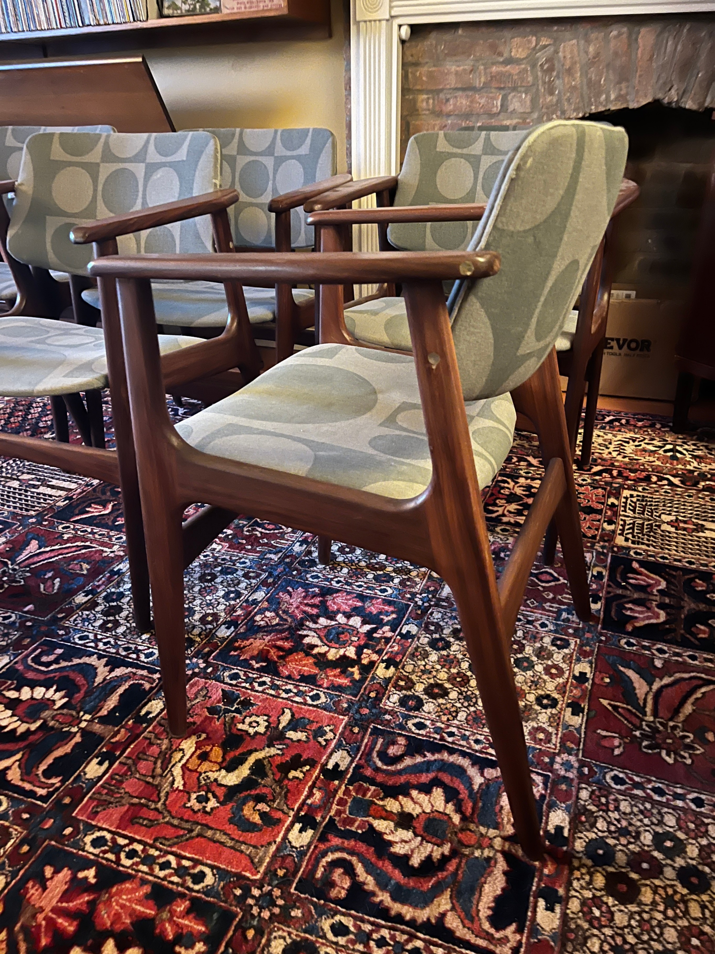 6 Mid Century Danish Dining Chairs - photo 4