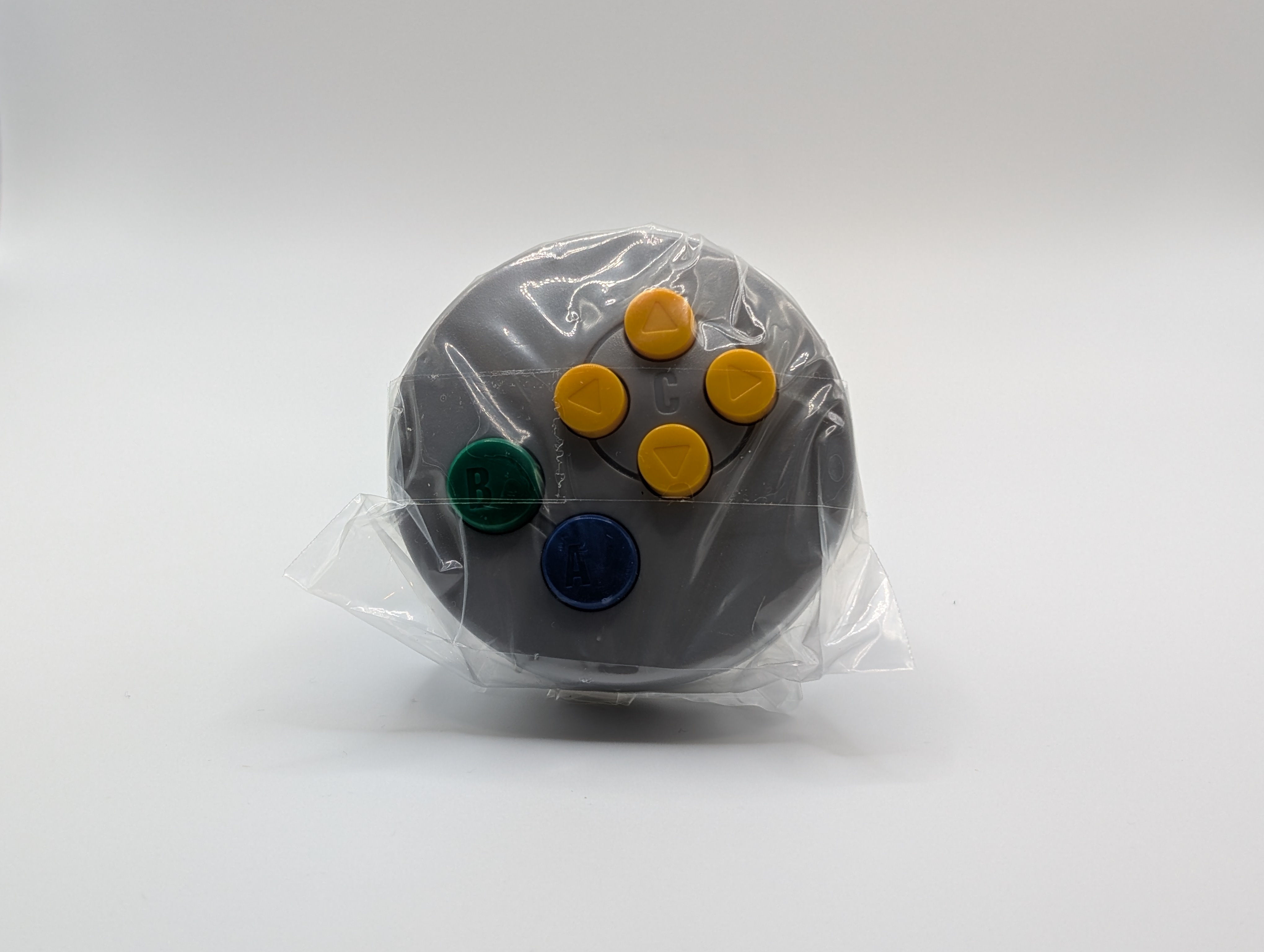 Nintendo Capsule Toy Controller Button Key Chain N64 - photo 4