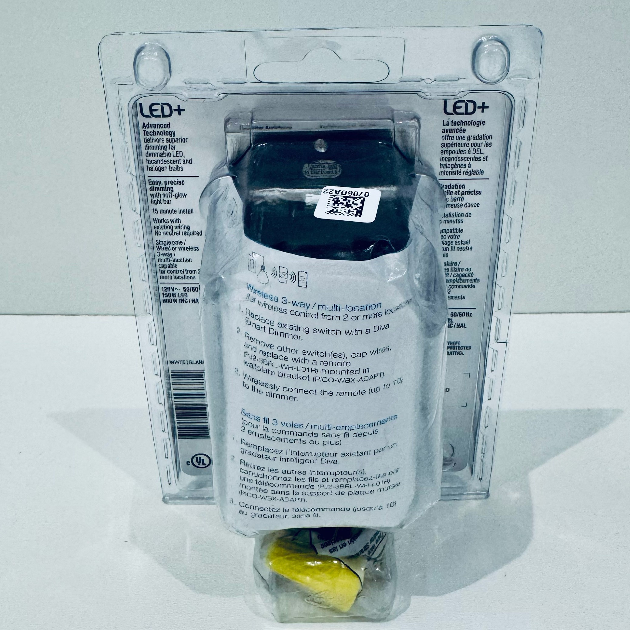 Lutron Caseta in-wall dimmer, PD-6WCL-WH-RC - photo 2