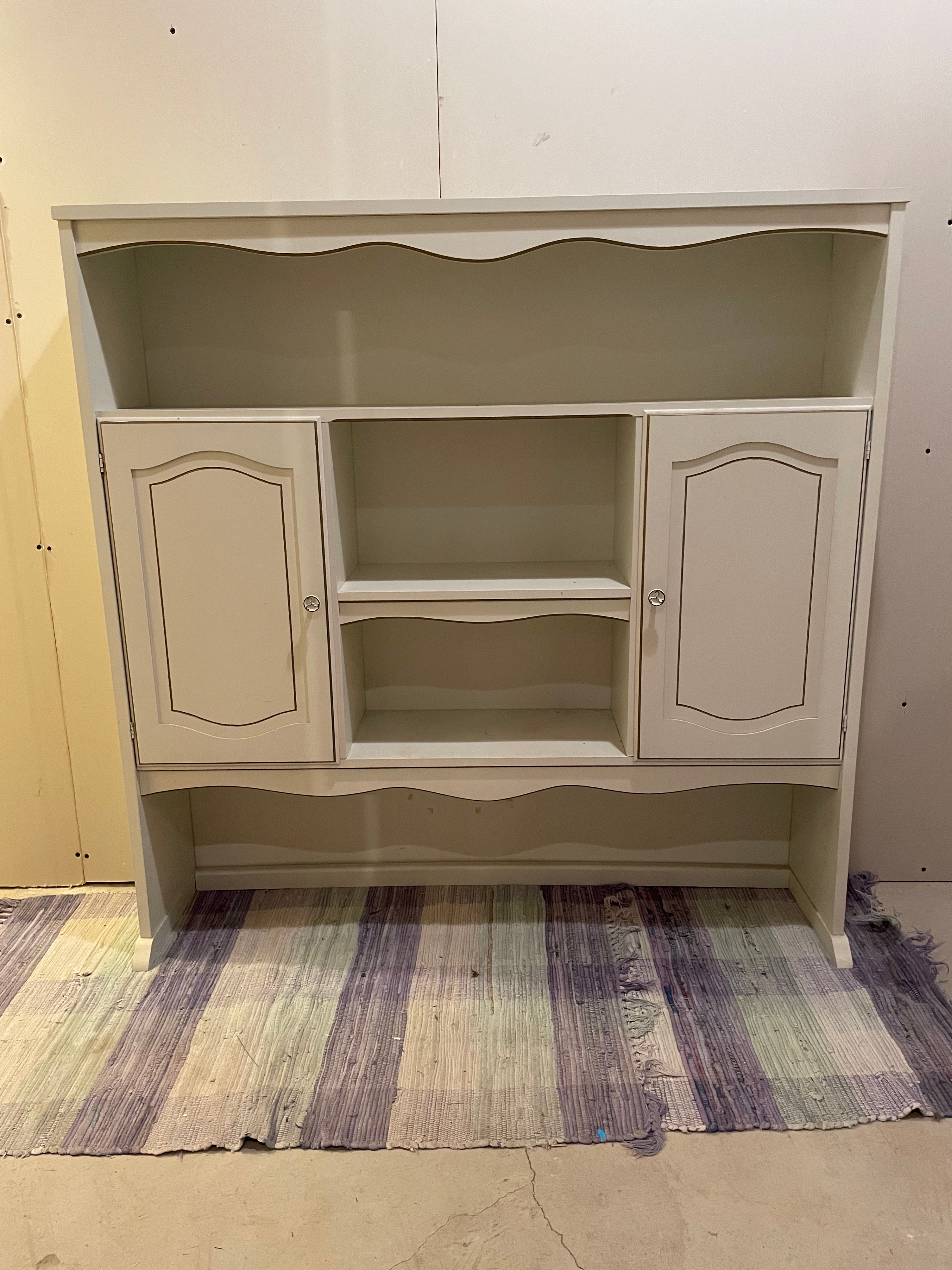 Vintage - White French Provincial Desk with Hutch and Chair - photo 2