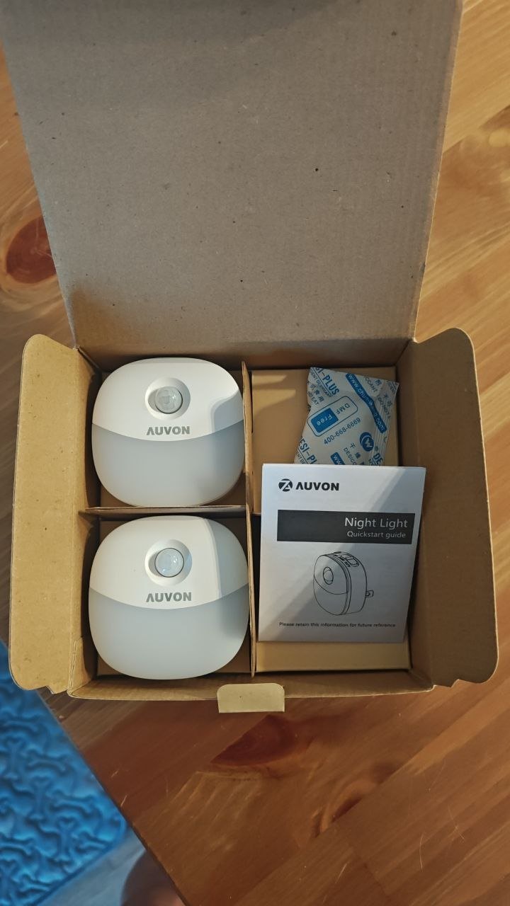 AUVON Motion Sensor Night Light (2-Pack) – Plug-in