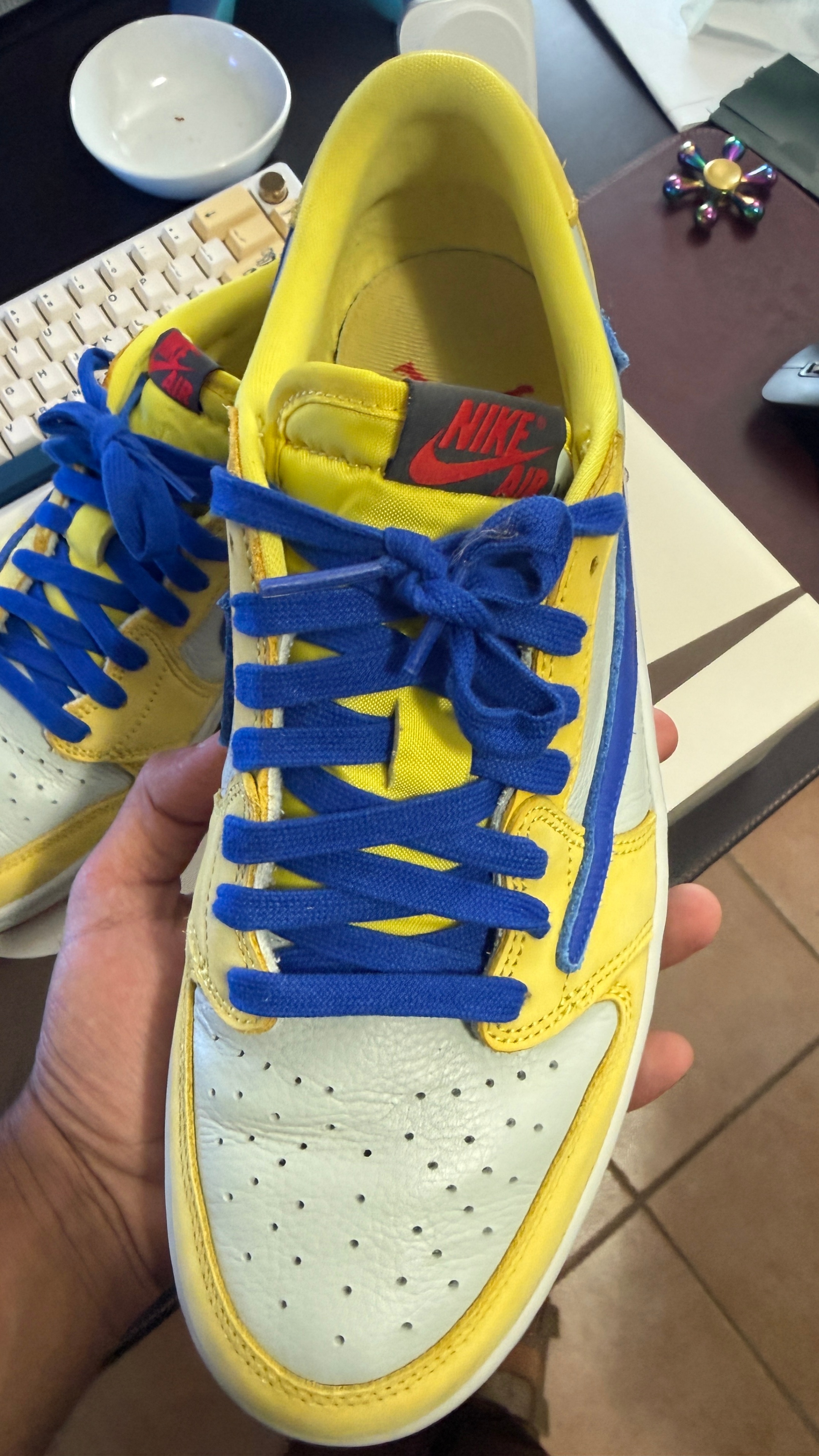Nike Travis Scott Air Jordan 1 Low OG SP Canary - photo 2