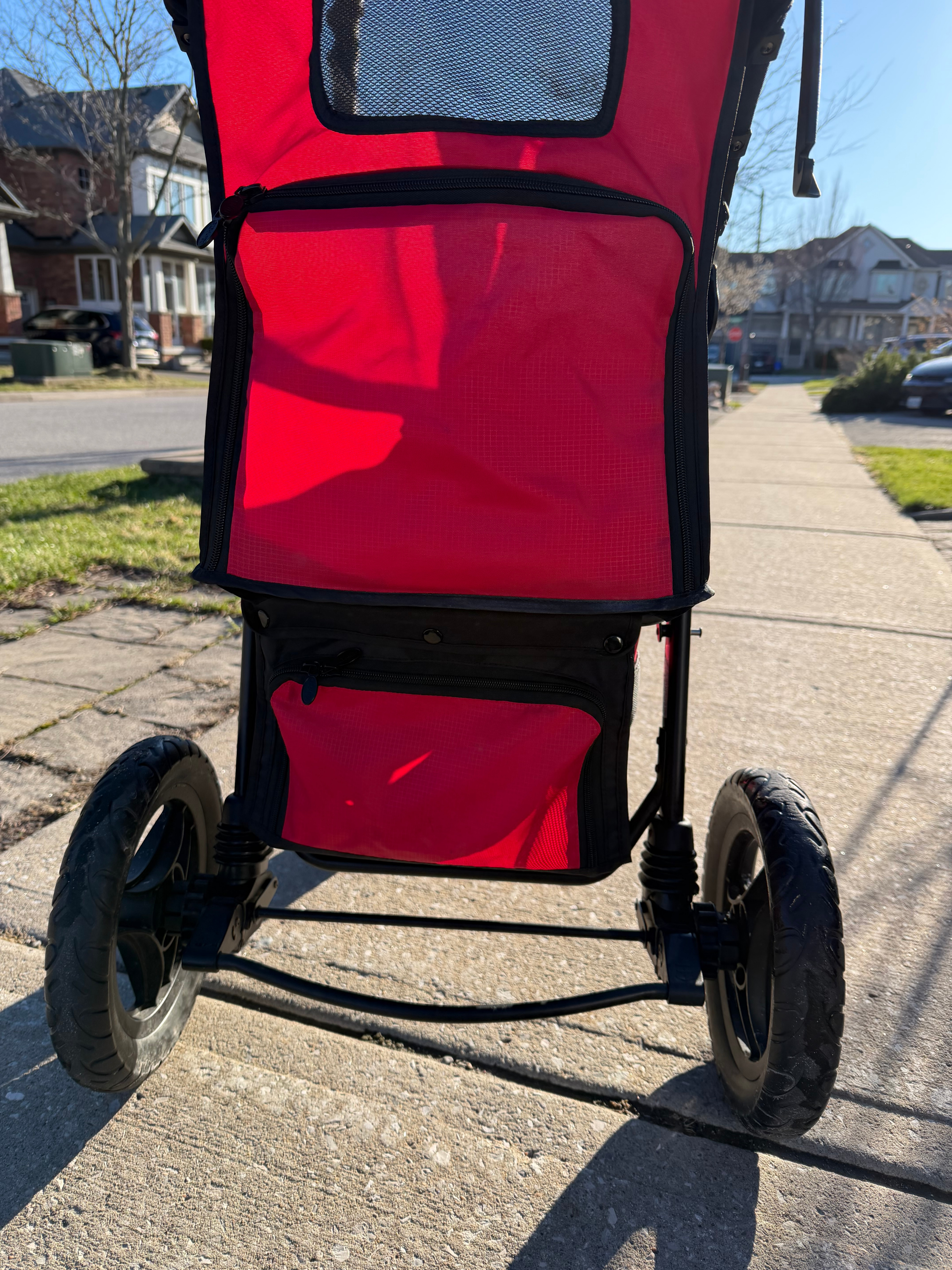 Gen7Pets Pet Stroller - Excellent Condition, 75 lb Capacity - photo 3