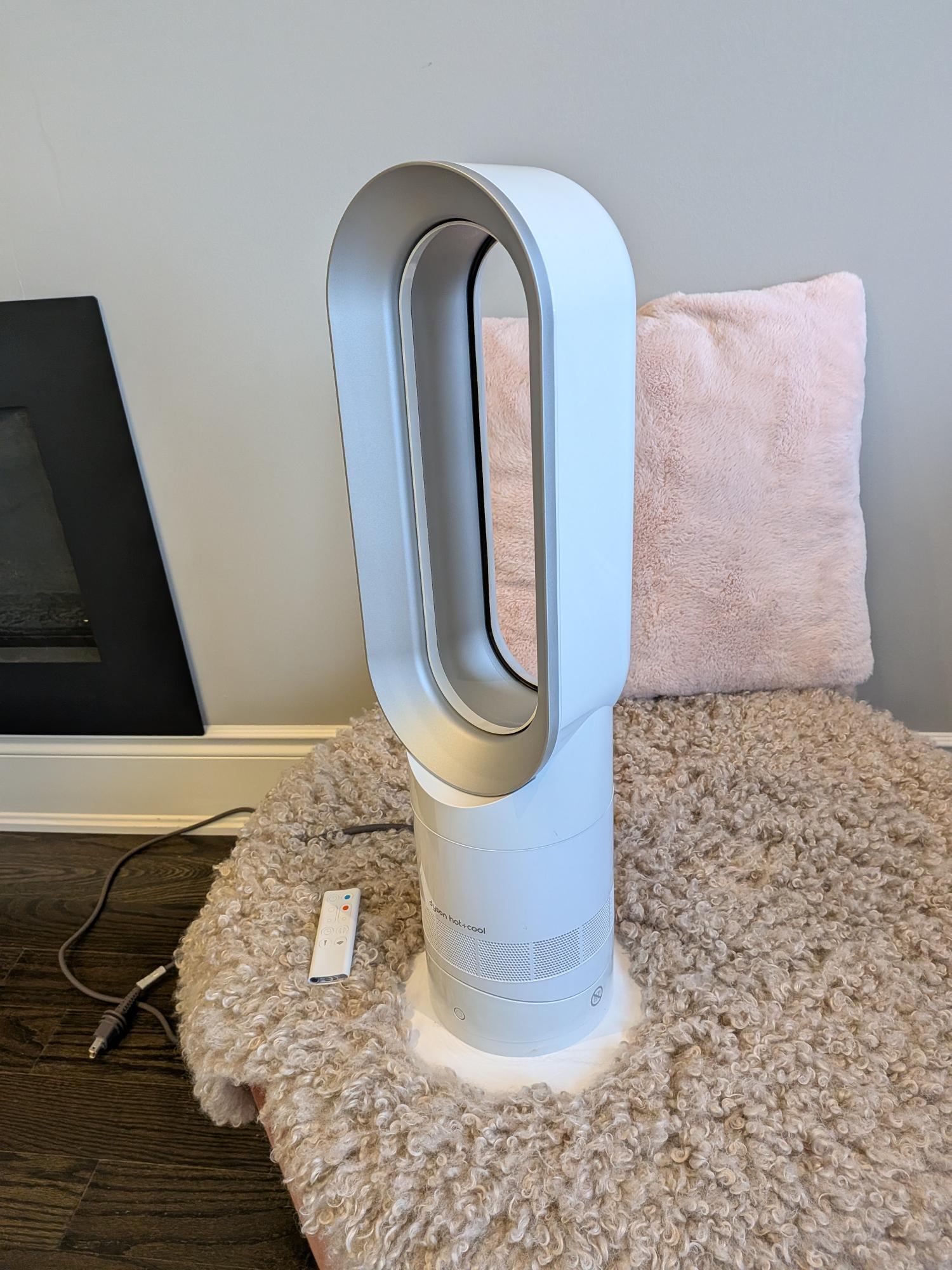 Dyson AM09 Hot + Cool Ceramic Fan Heater - White/Silver - photo 3
