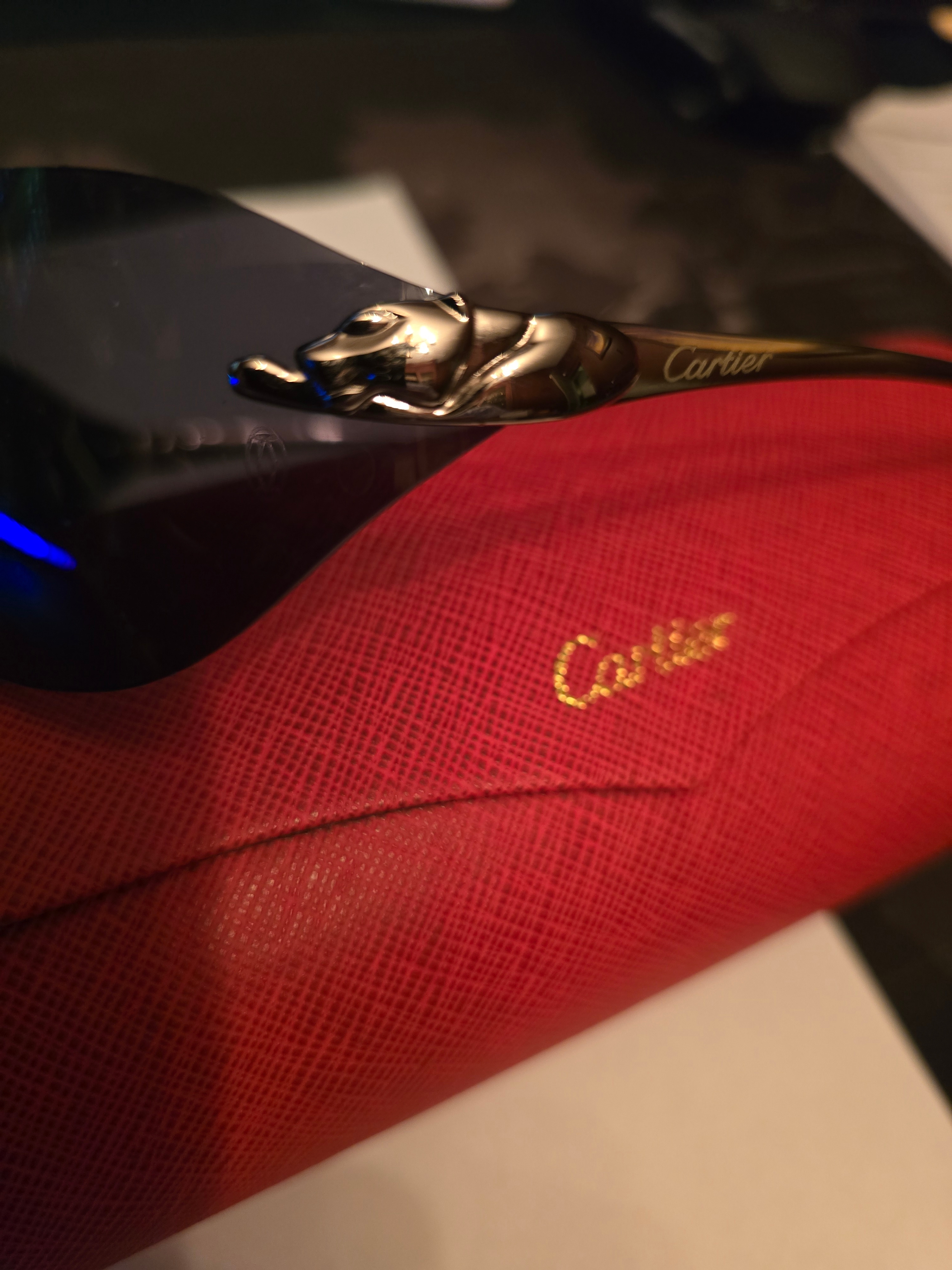 Cartier Sunglasses panther design with Red Case - photo 5