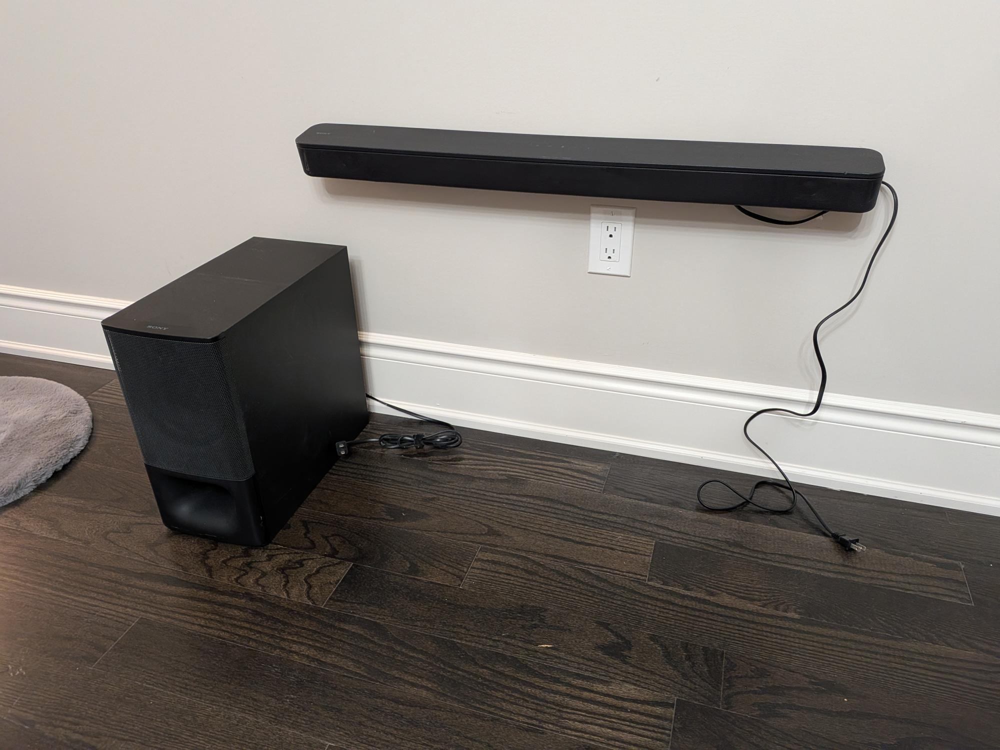 Sony HT-S350Slim 2.1-channel sound bar with wireless subwoofer